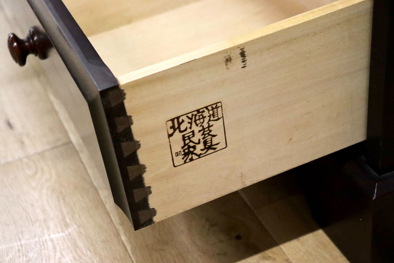 GMGH309○北海道民芸家具 書棚 本棚 キャビネット 飾り棚 樺材 無垢 国産家具 美品 レトロ 古民家 書斎 和室 座敷 和モダン 美品