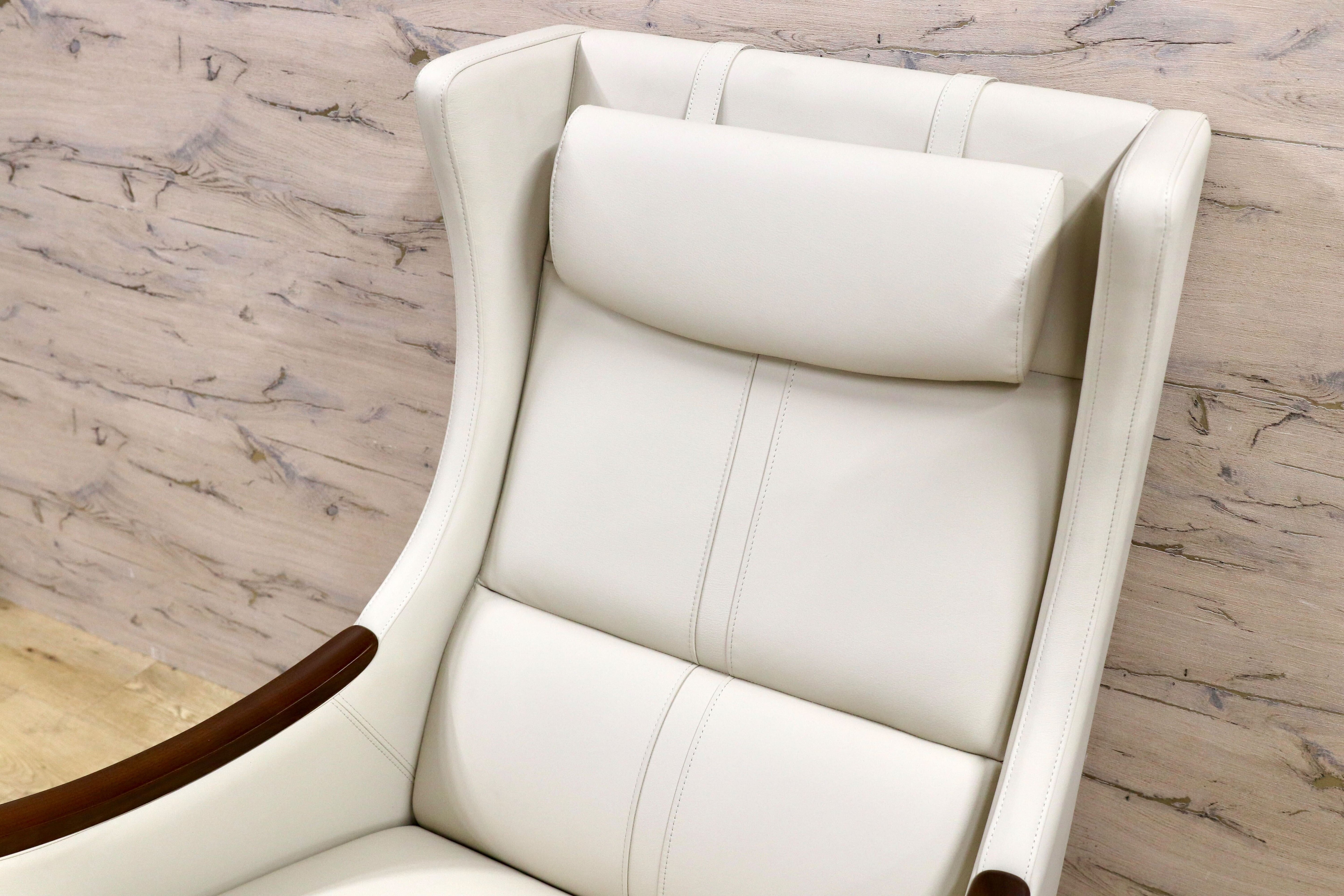 GMGF137B○モリシゲ / MORISHIGE レストキャビン アームチェア シングルソファ ラウンジチェア 白 本革 定価34.5万 モデルルーム展示品