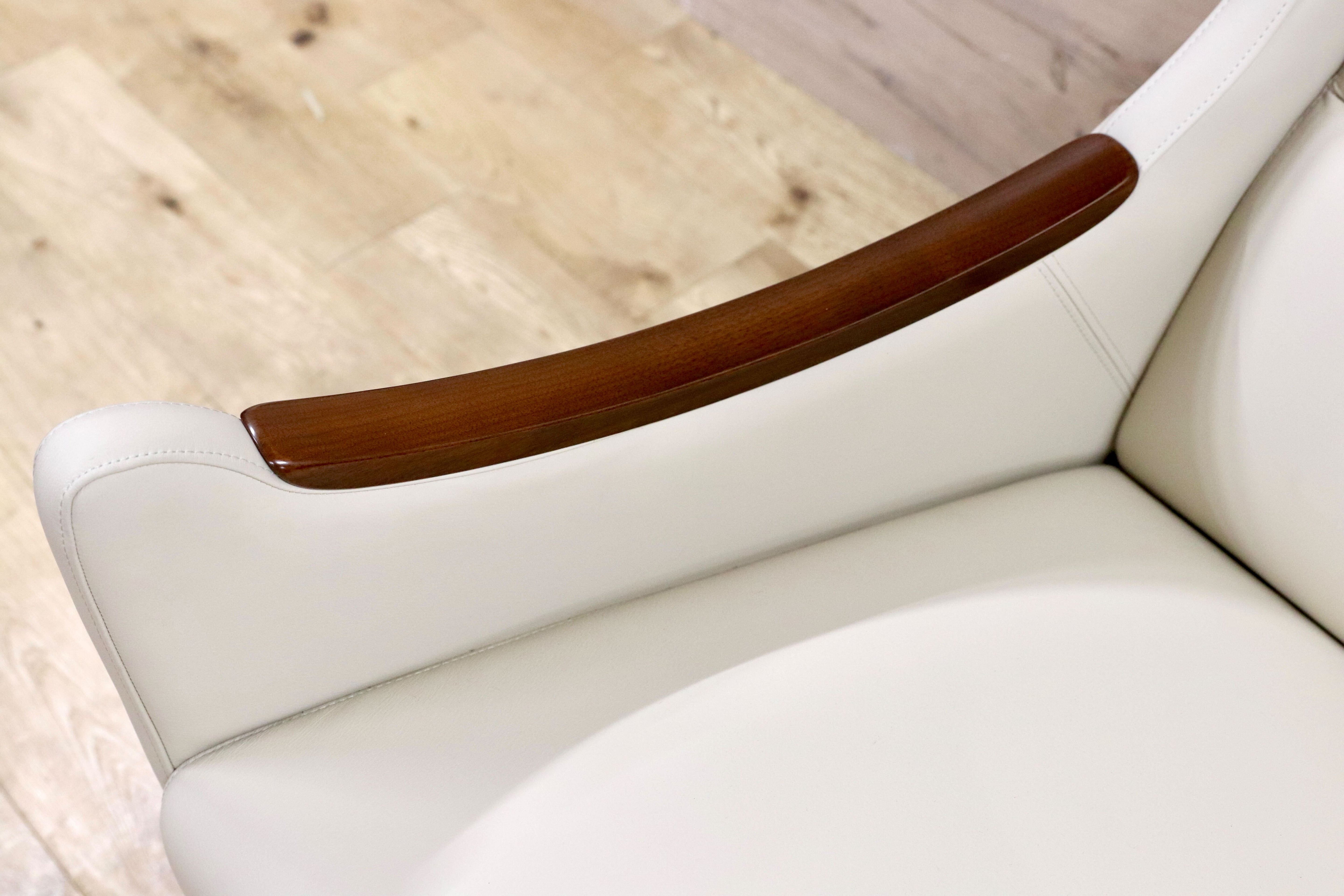 GMGF137B○モリシゲ / MORISHIGE レストキャビン アームチェア シングルソファ ラウンジチェア 白 本革 定価34.5万 モデルルーム展示品