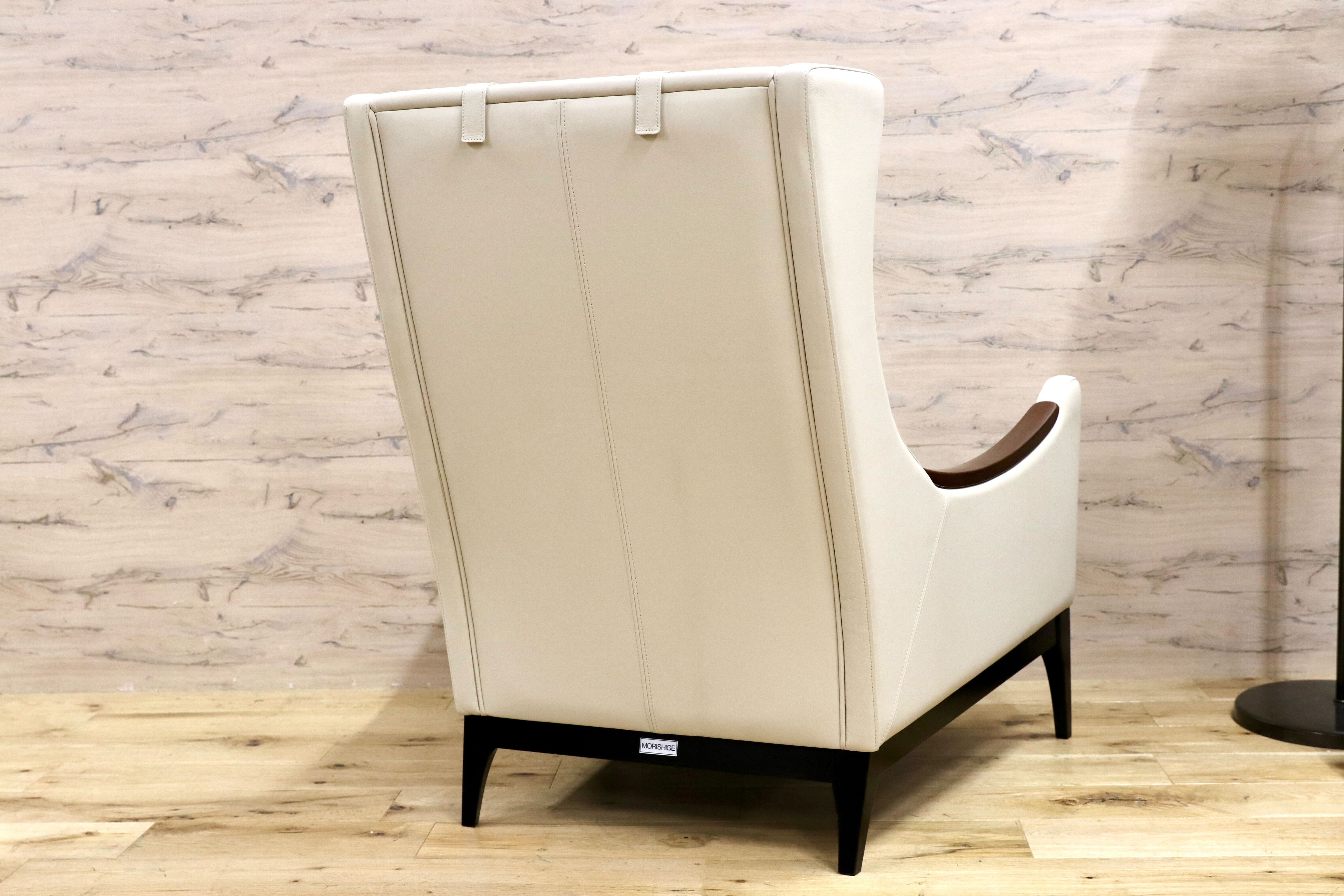 GMGF137B○モリシゲ / MORISHIGE レストキャビン アームチェア シングルソファ ラウンジチェア 白 本革 定価34.5万 モデルルーム展示品