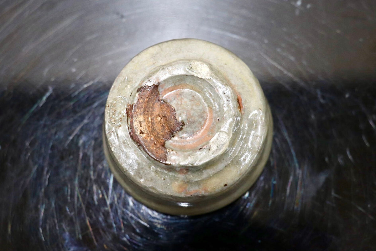 GMJK374BC◯萩焼 田原陶兵衛工房 ぐい呑 酒器 盃 猪口 酒杯 一口盃 呑口 釉薬 陶杯 和食器 陶器 在銘 伝統工芸 和モダン