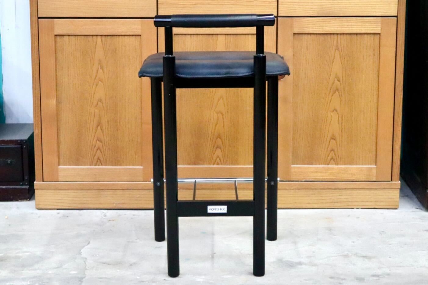 GMIS434C○モリシゲ / MORISHIGE カウンターチェア ハイチェア ハイスツール アームレスチェア 椅子 本革 天然木 漆 ブラック 国産家具