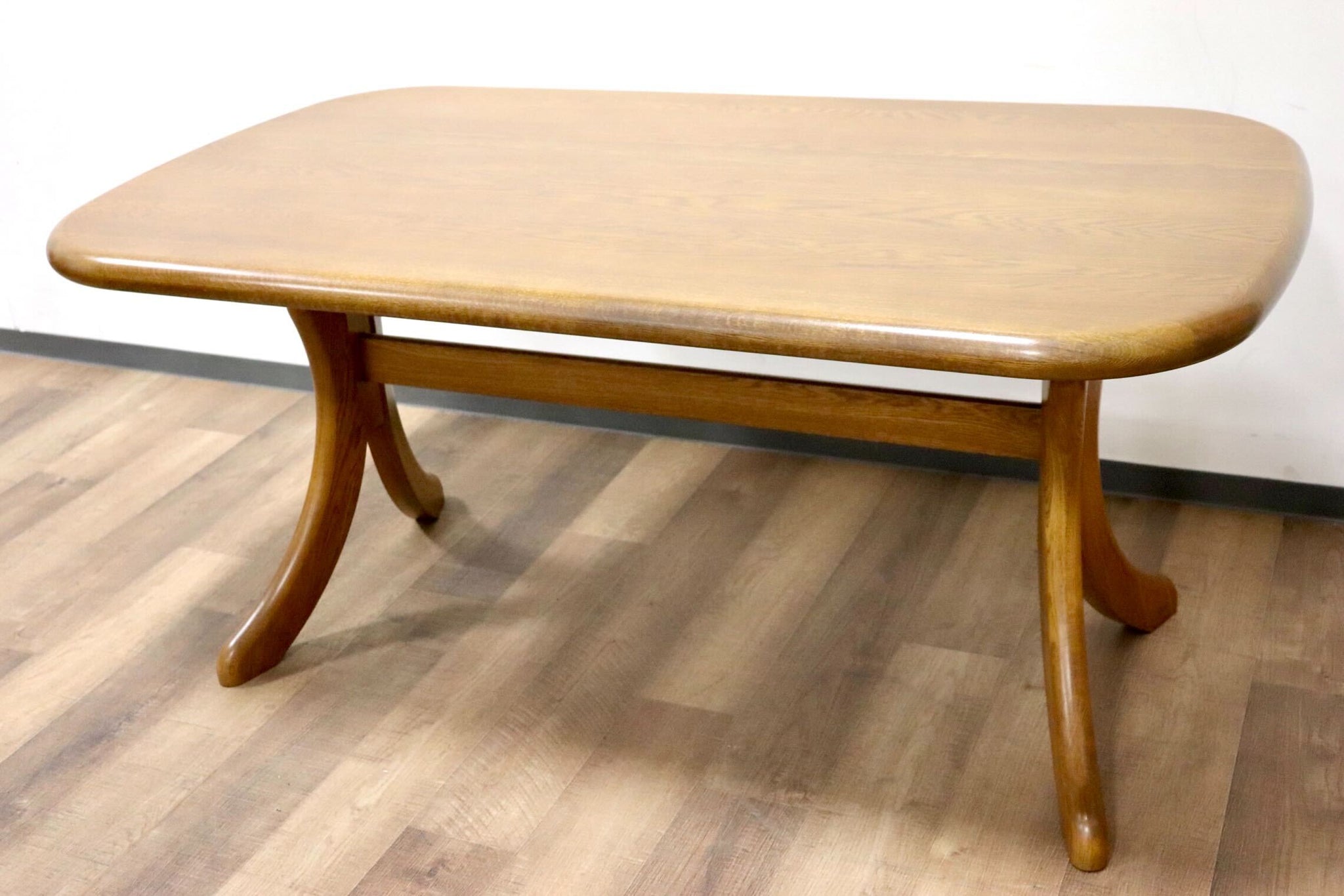 IMG_7165.jpg?v=1701157145&  