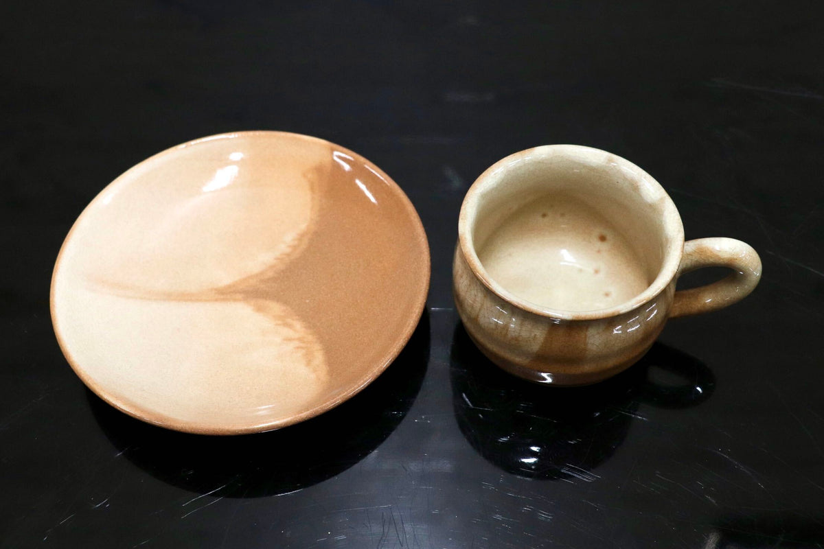 GMJH332AE◯萩焼 カップ ソーサー コーヒーカップ 珈琲碗皿 珈琲器 フリーカップ 小皿 和食器 陶器 在銘 和モダン