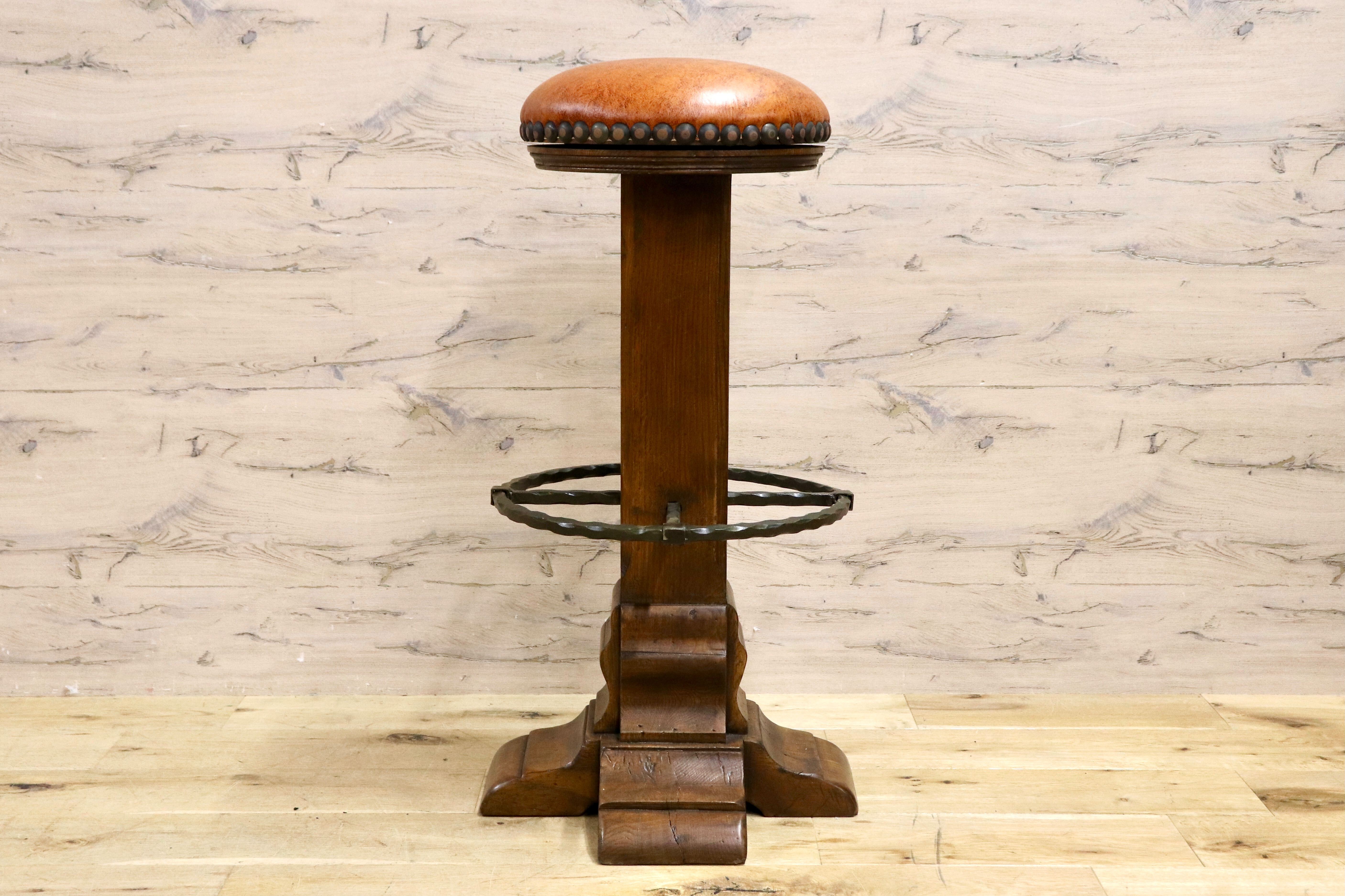 GMIK7K○スペイン製 カスティリアンスタイル バースツール ハイチェア カウンター 回転式 椅子 オーク 本革 アンティーク ヴィンテージ