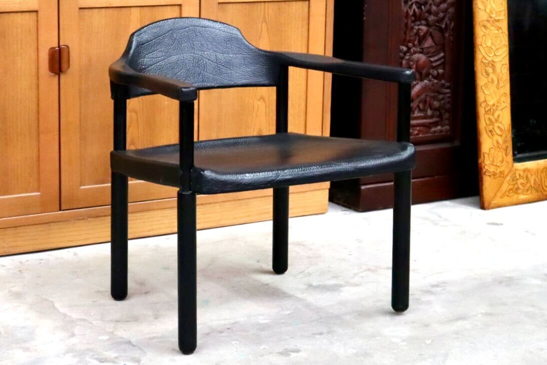 GMIS471B○レオナルド アームチェア ブラック スイス デザイナーズ家具 チェア 椅子 INTER-DECOR取扱い 検)Cassina Strassle Collection