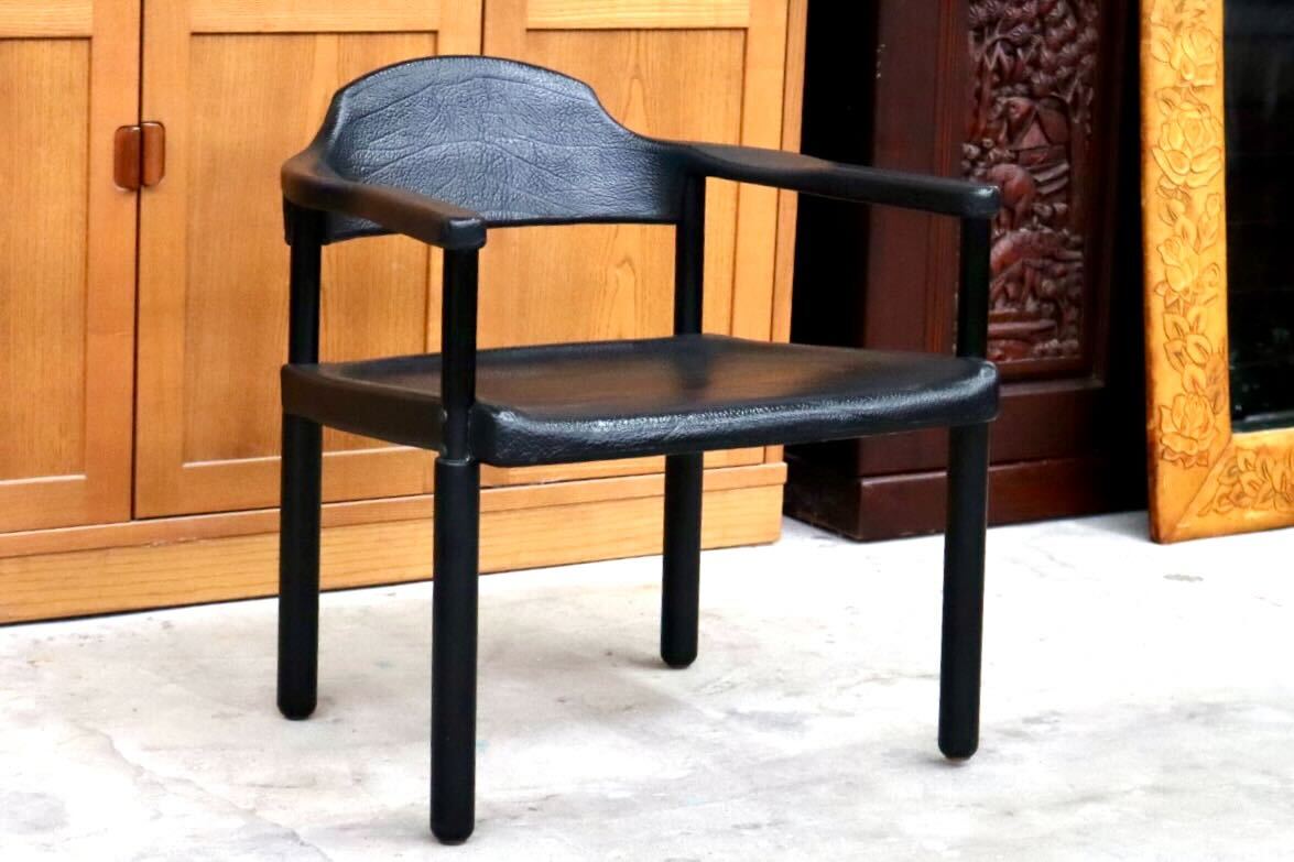 GMIS471C○レオナルド アームチェア ブラック スイス デザイナーズ家具 チェア 椅子 INTER-DECOR取扱い 検)Cassina Strassle Collection