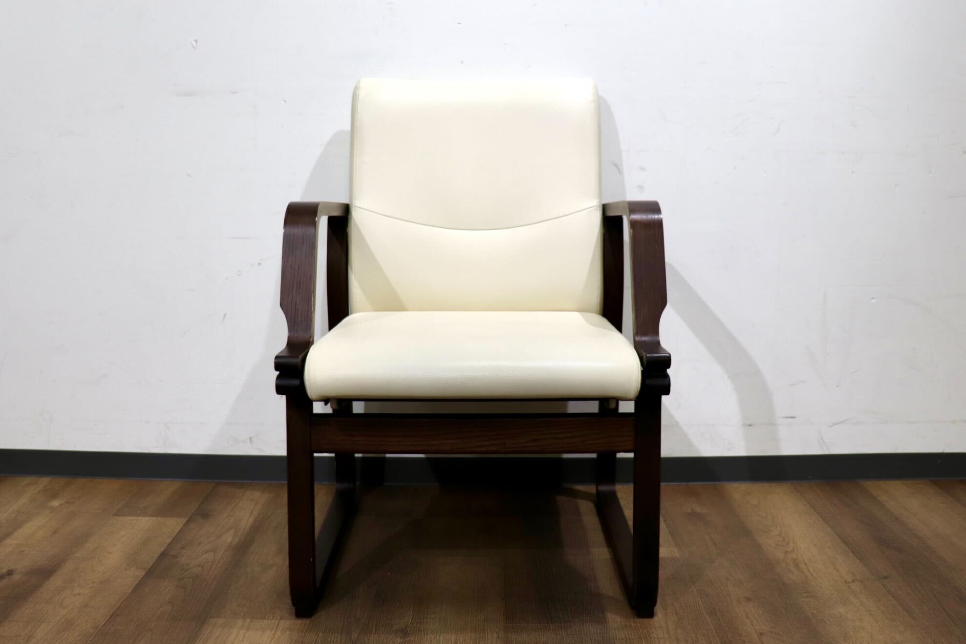 GMHN244B○karimoku / カリモク Direttore ディレトーレ リクライニングチェア ダイニングチェア アームチェア 合皮 国産家具