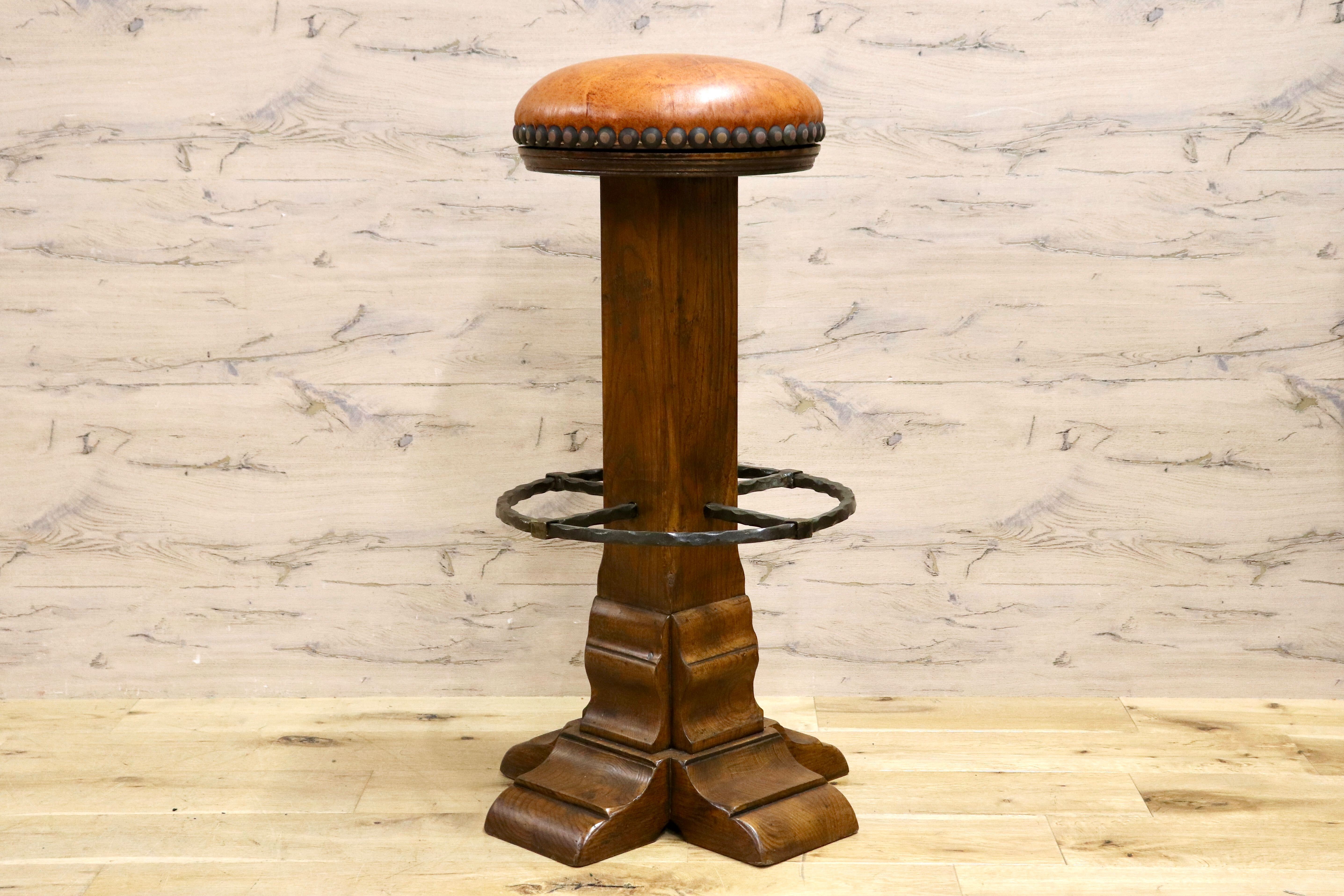 GMIK7L○スペイン製 カスティリアンスタイル バースツール ハイチェア カウンター 回転式 椅子 オーク 本革 アンティーク ヴィンテージ