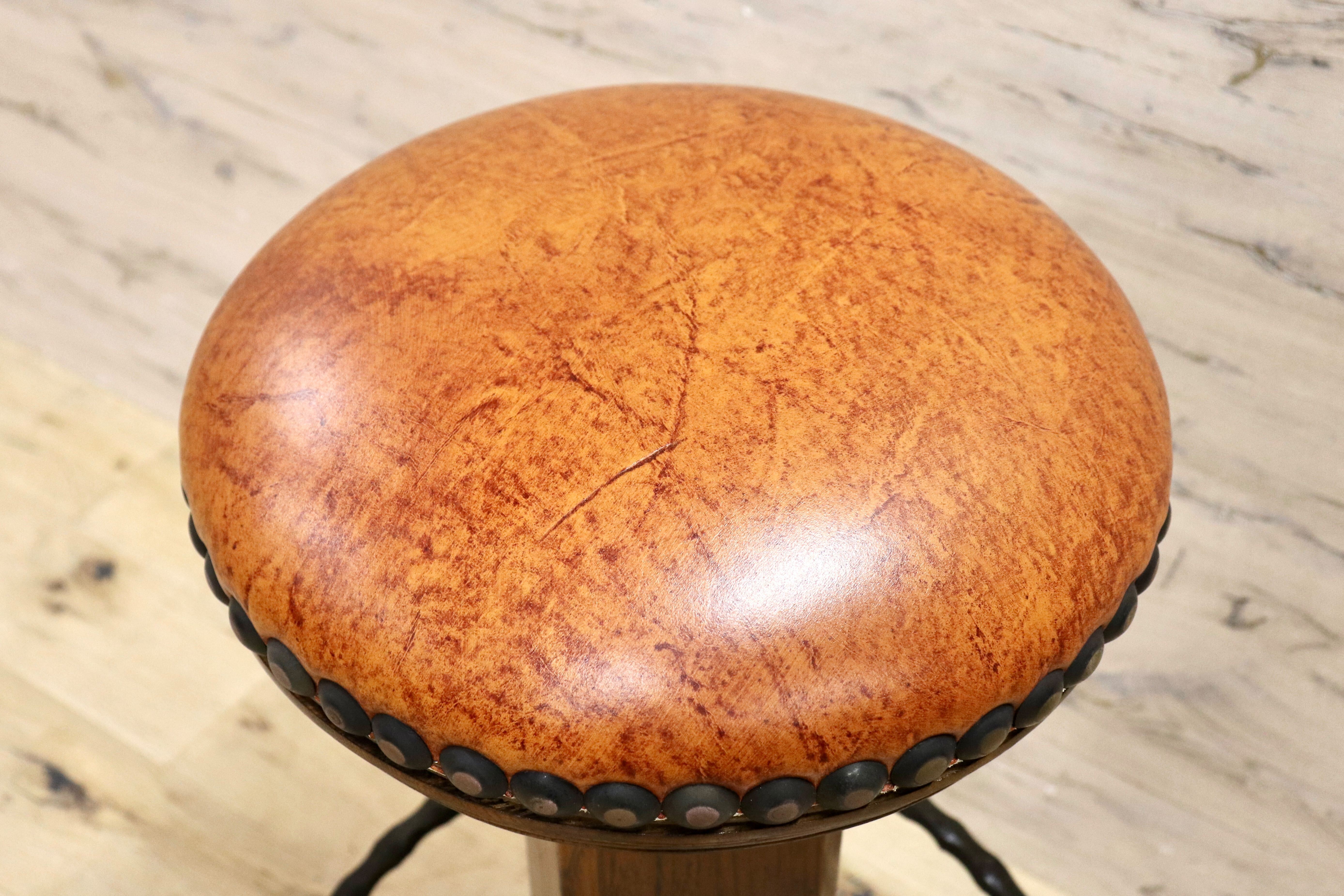 GMIK7O○スペイン製 カスティリアンスタイル バースツール ハイチェア カウンター 回転式 椅子 オーク 本革 アンティーク ヴィンテージ