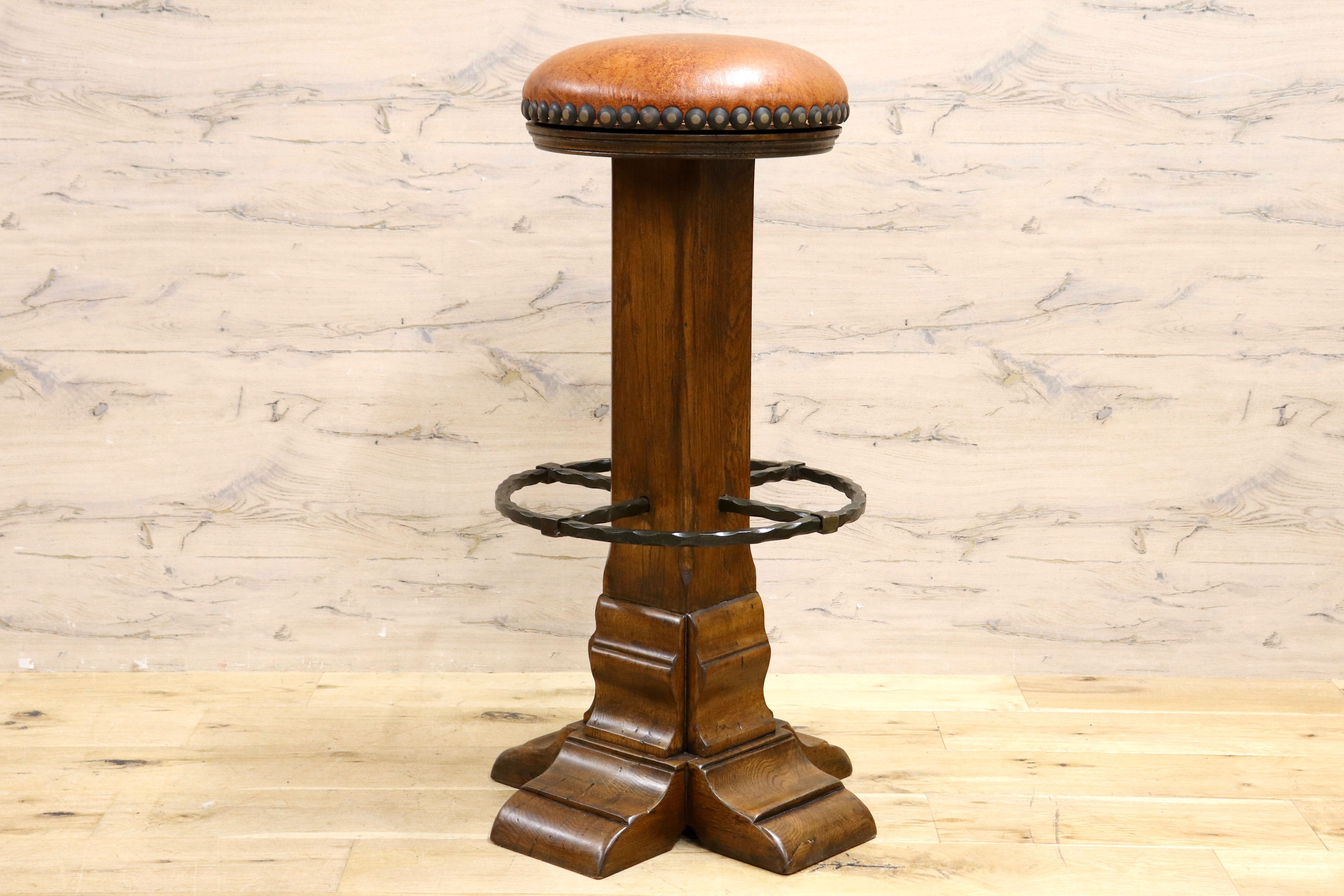 GMIK7P○スペイン製 カスティリアンスタイル バースツール ハイチェア カウンター 回転式 椅子 オーク 本革 アンティーク ヴィンテージ