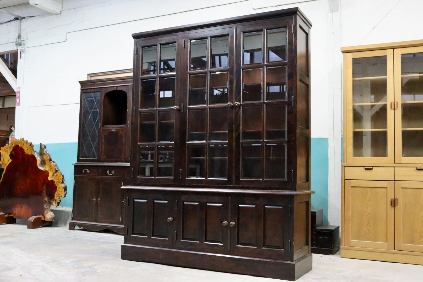 GMIS312○北海道民芸家具 本棚 書棚 飾り棚 キャビネット 食器棚 樺材 民藝 和モダン 和家具 古民家 レトロ アンティーク 飛騨産業