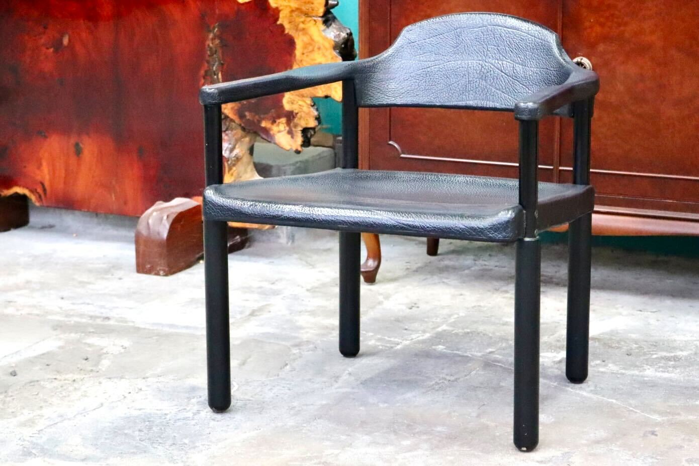 GMIS471D○レオナルド アームチェア ブラック スイス デザイナーズ家具 チェア 椅子 INTER-DECOR取扱い 検)Cassina Strassle Collection