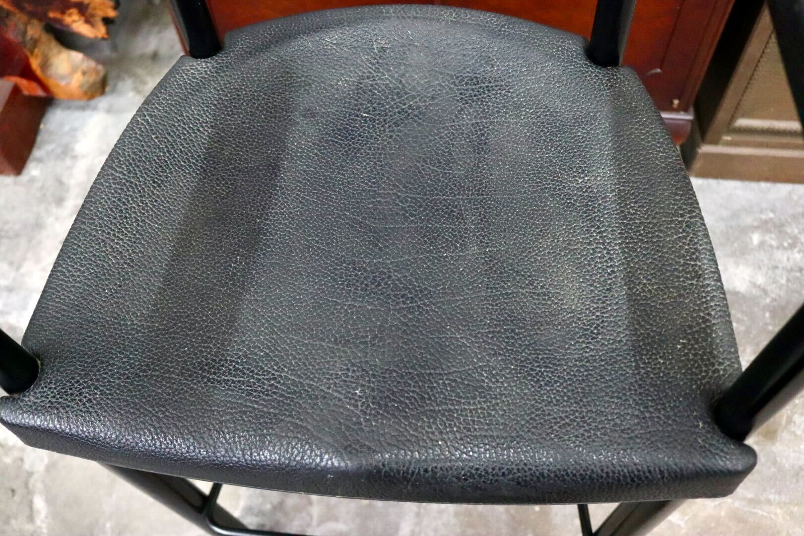 GMIS471E○レオナルド アームチェア カウンターチェア ブラック デザイナーズ 椅子 INTER-DECOR取扱い 検)Cassina Strassle Collection