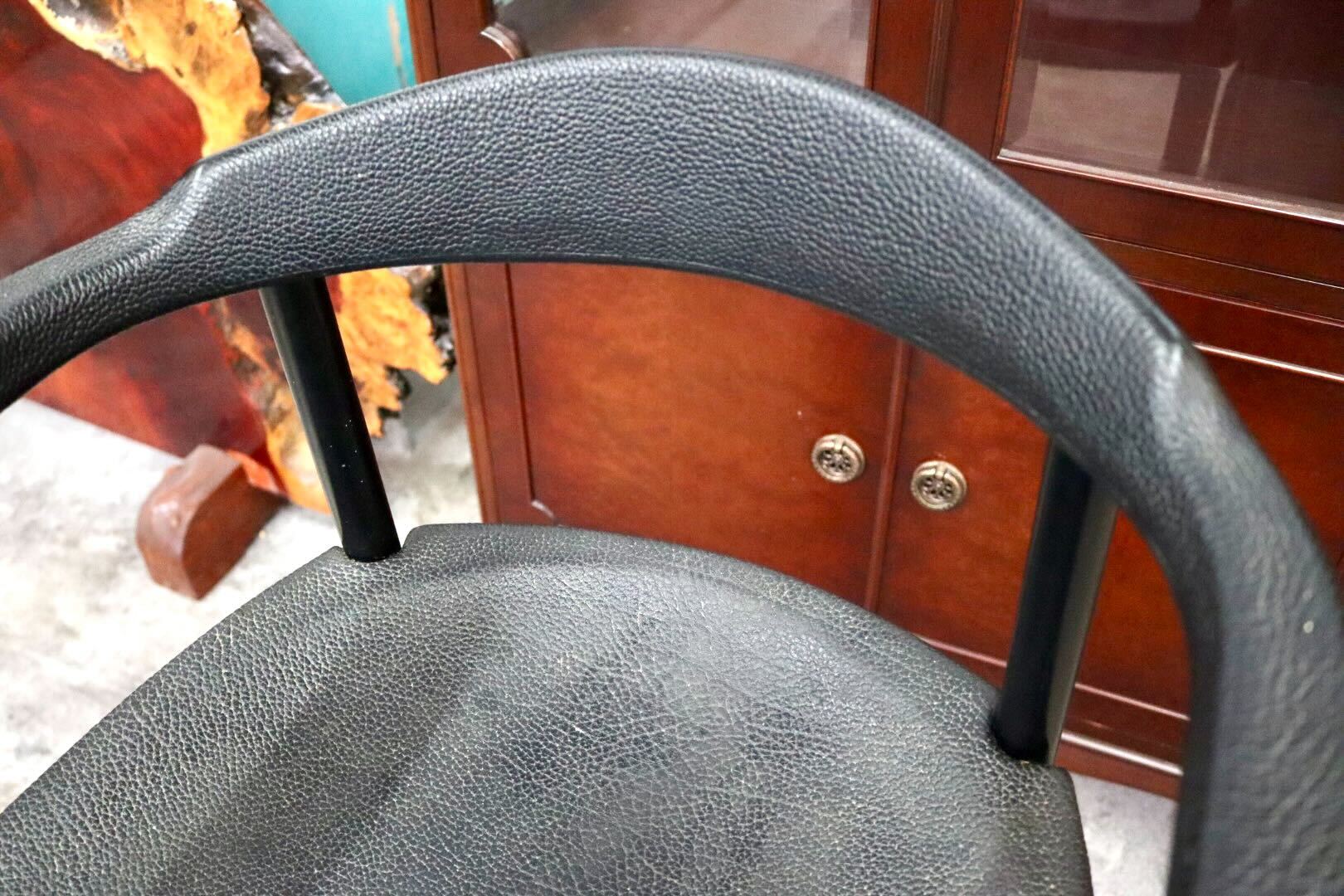 GMIS471E○レオナルド アームチェア カウンターチェア ブラック デザイナーズ 椅子 INTER-DECOR取扱い 検)Cassina Strassle Collection