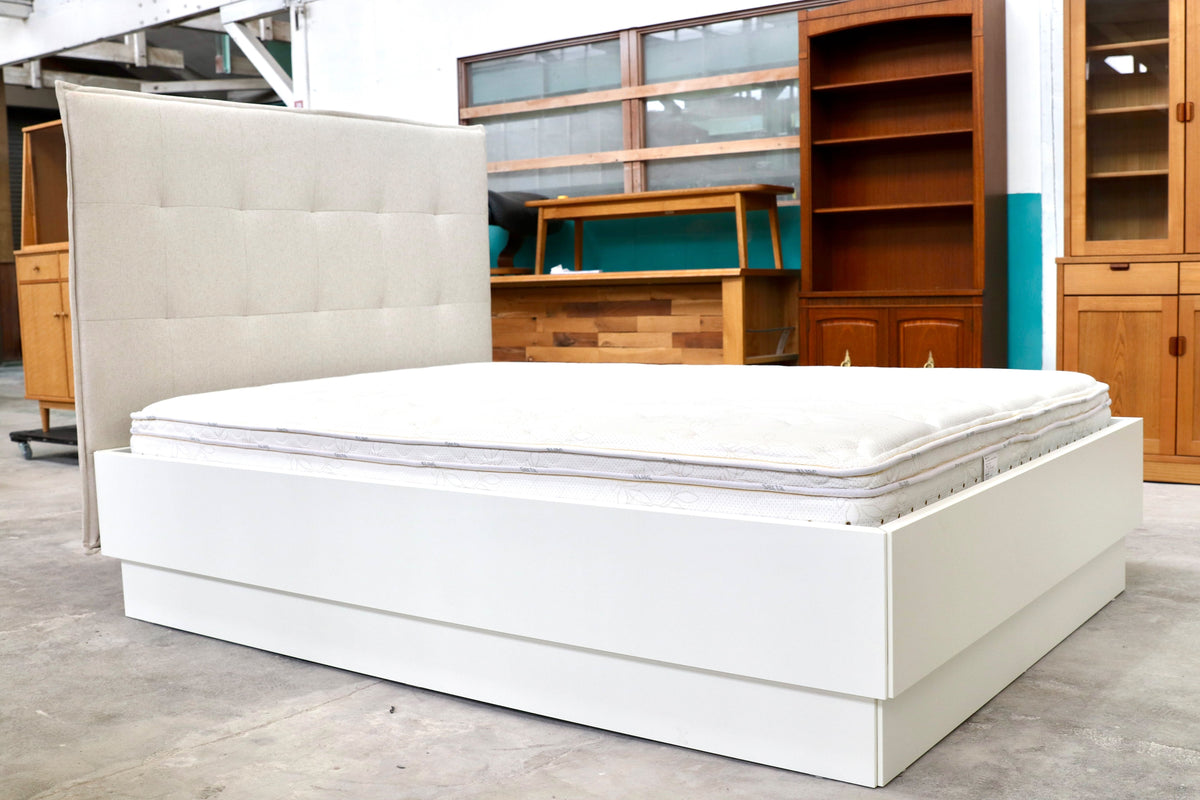 GMHO37○BoConcept / ボーコンセプト クイーンベッド 北欧 デンマーク 