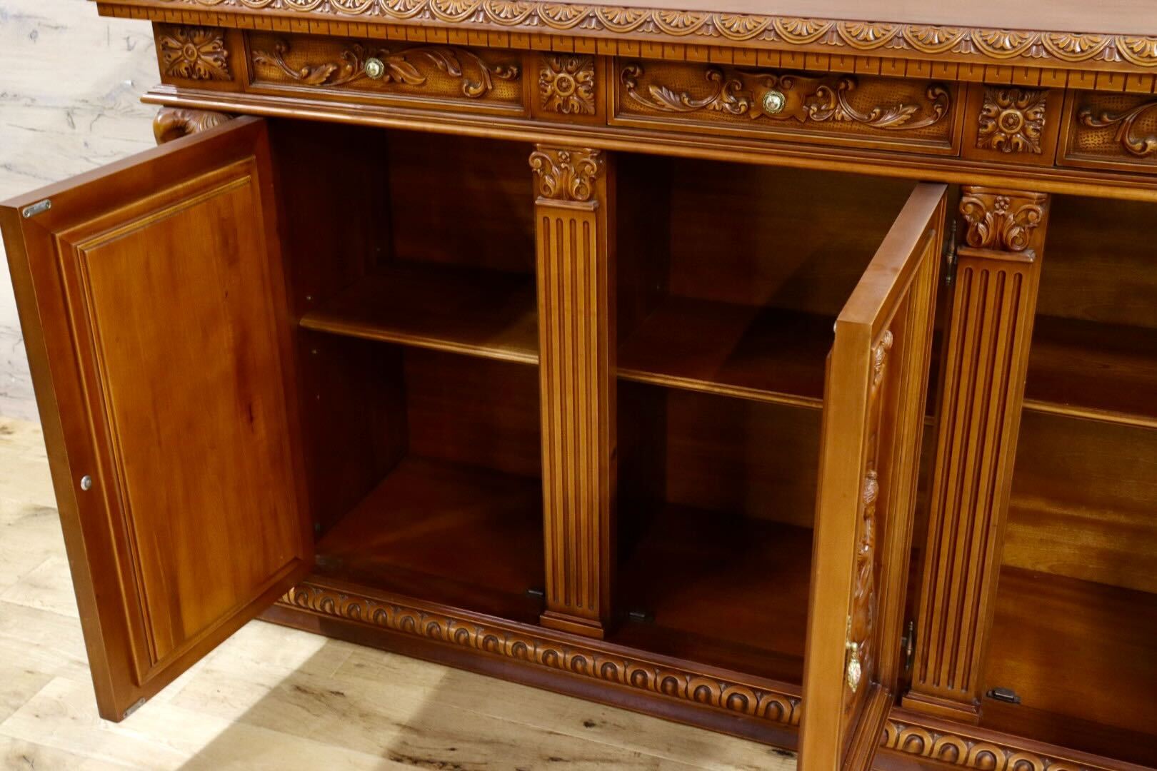 GMIS218○RIO FURNITURE / リオファニチャー イタリア製 最高級 サイドボード リビングボード ロココ クラシック アンティーク 約150万