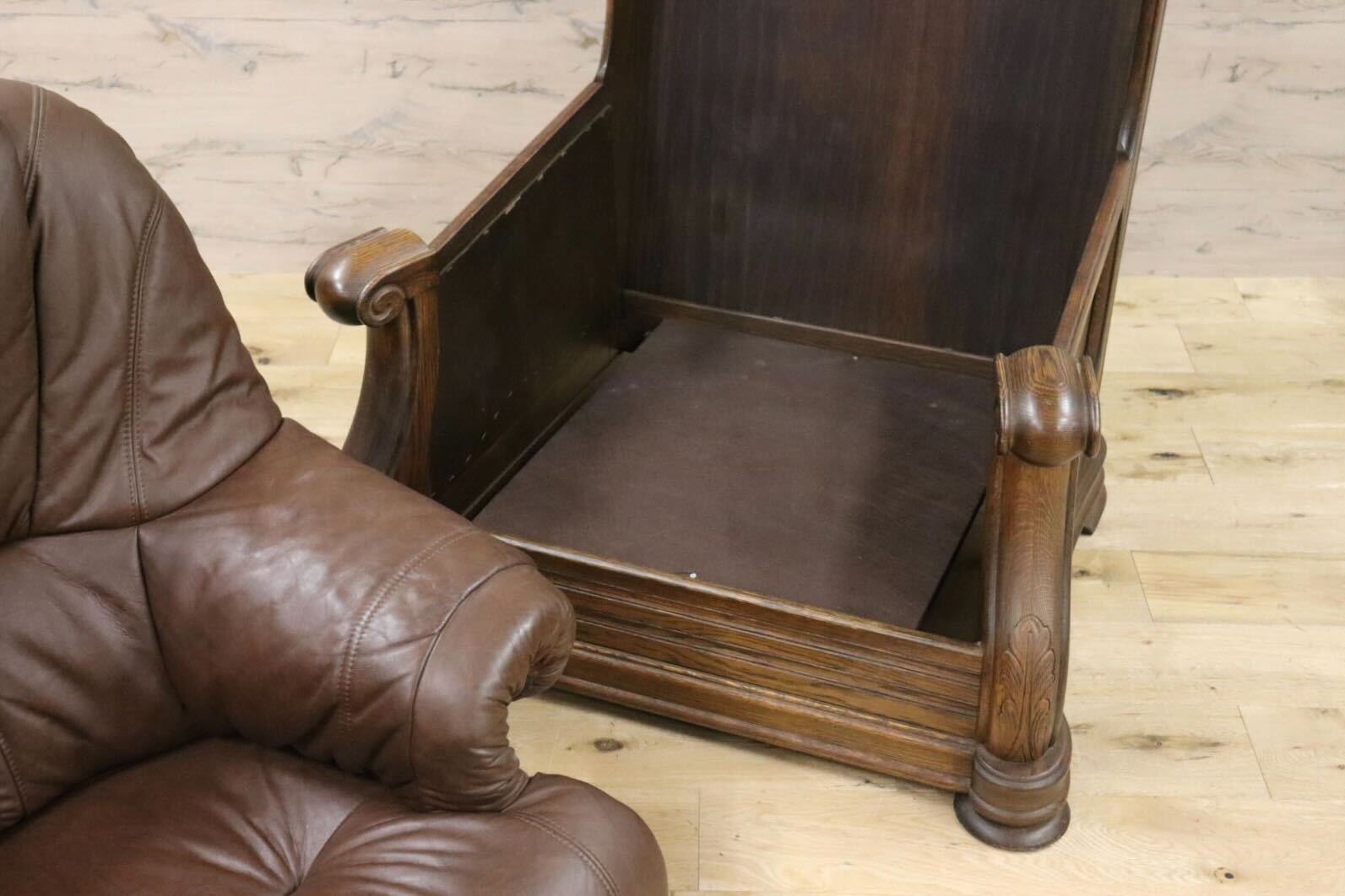 GMHH144A○オランダ製 ダッチカントリー 1人掛けソファ シングルソファ オーク材 本革 応接 リビング ブラウン ヴィンテージ 約35万