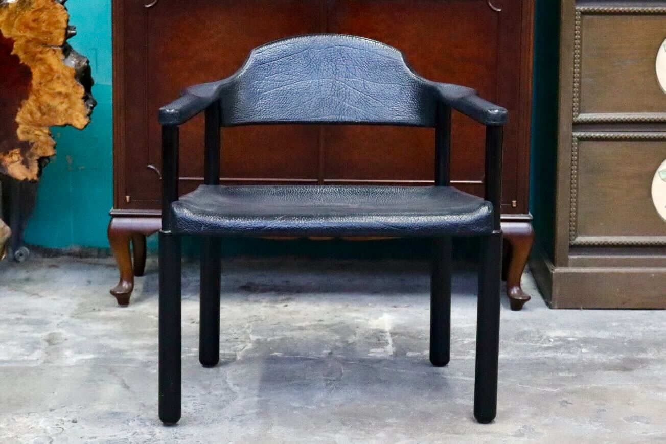 GMIS471J○レオナルド アームチェア ブラック スイス デザイナーズ家具 チェア 椅子 INTER-DECOR取扱い 検)Cassina Strassle Collection