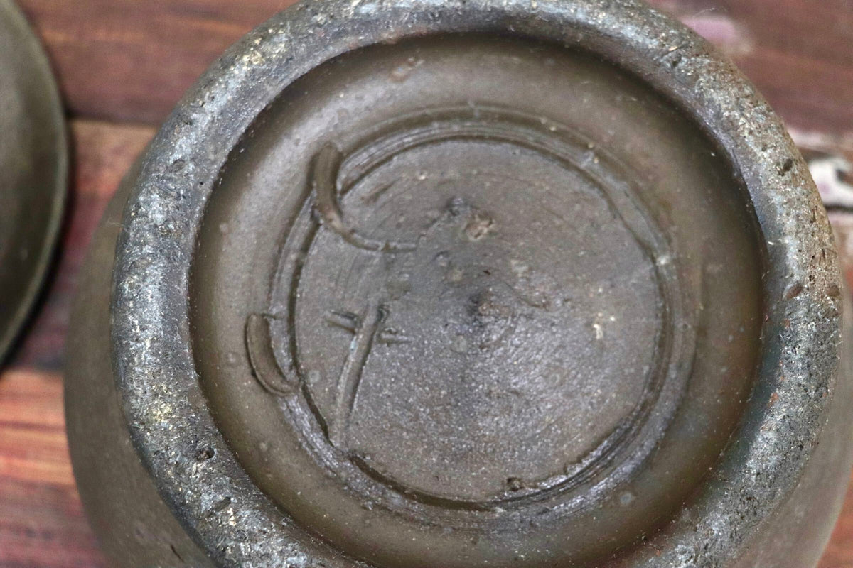 GMJK257I◯蓋付き 陶器製 壺 古陶器 焼締風 茶褐色 飾り壺 骨董 在名 古美術