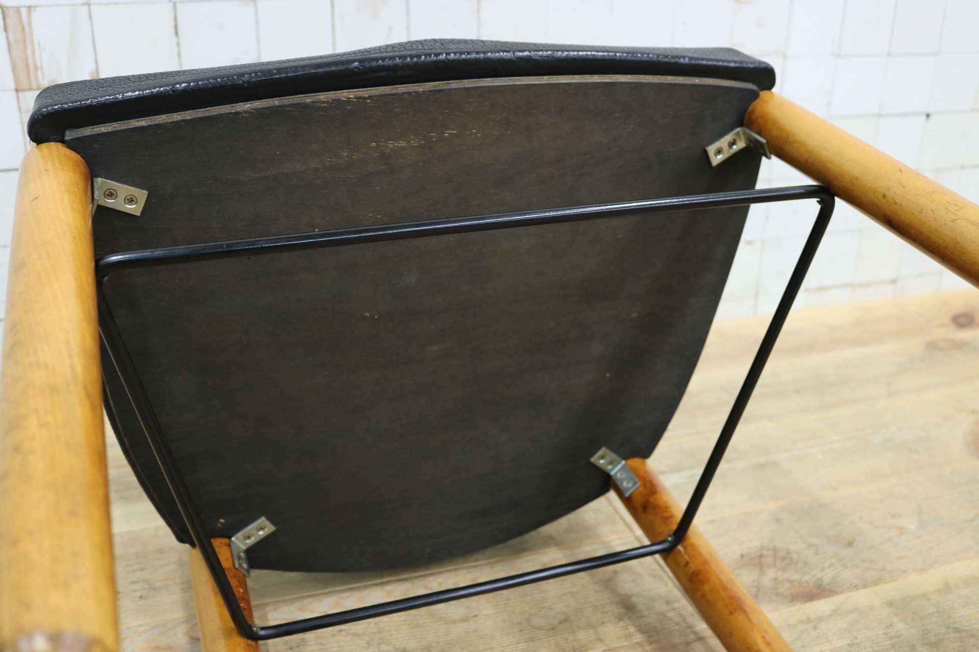 GMIN7M〇Cassina / カッシーナ レオナルドチェア ダイニングチェア Strassle collection社 スイス 椅子 ブラック 北欧スタイル モダン