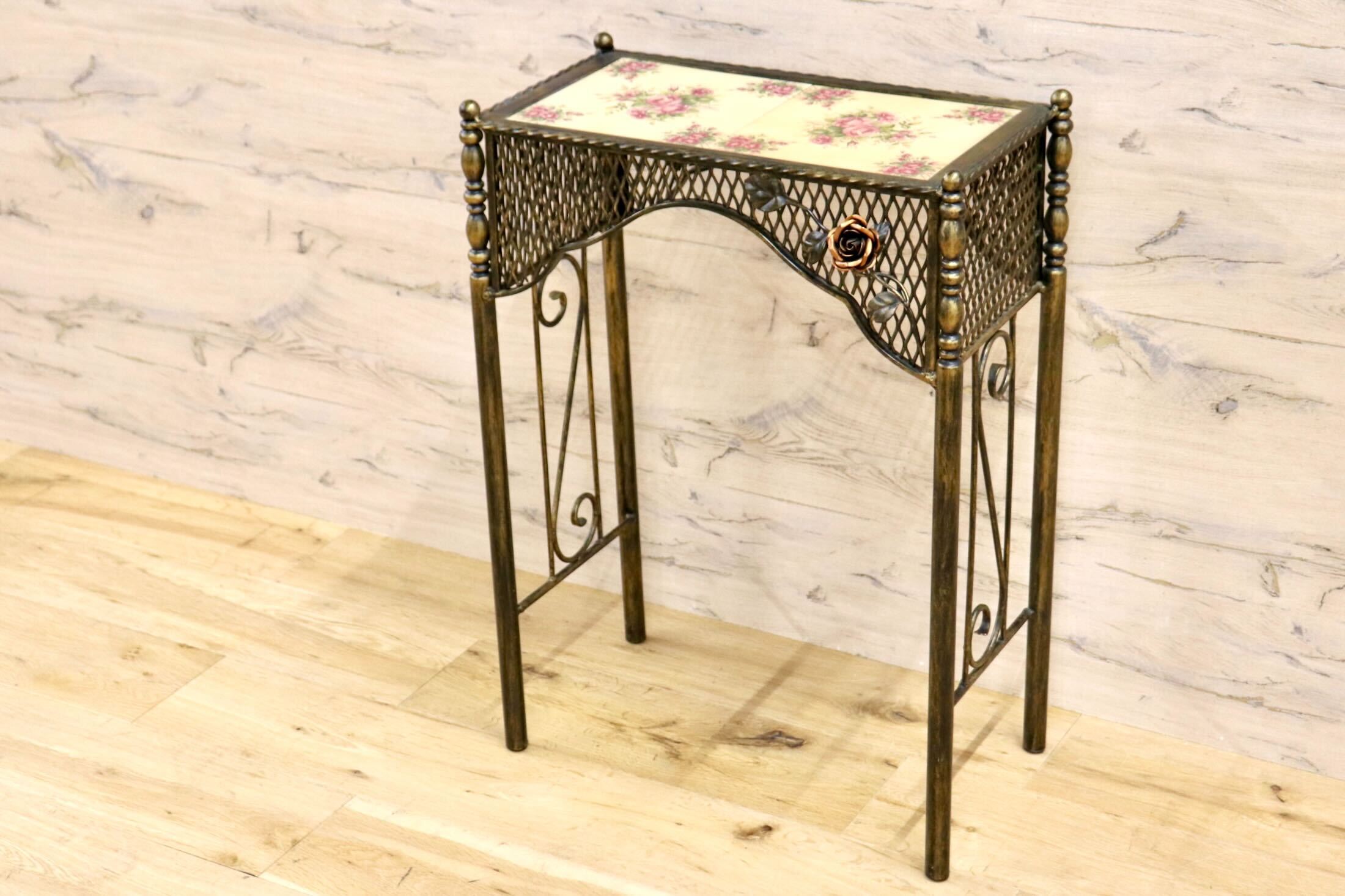 GMIK847E○アンティーク調 コンソールテーブル 花台 飾り台 電話台 玄関 アイアンラック 薔薇 ヴィンテージ レトロ インテリア