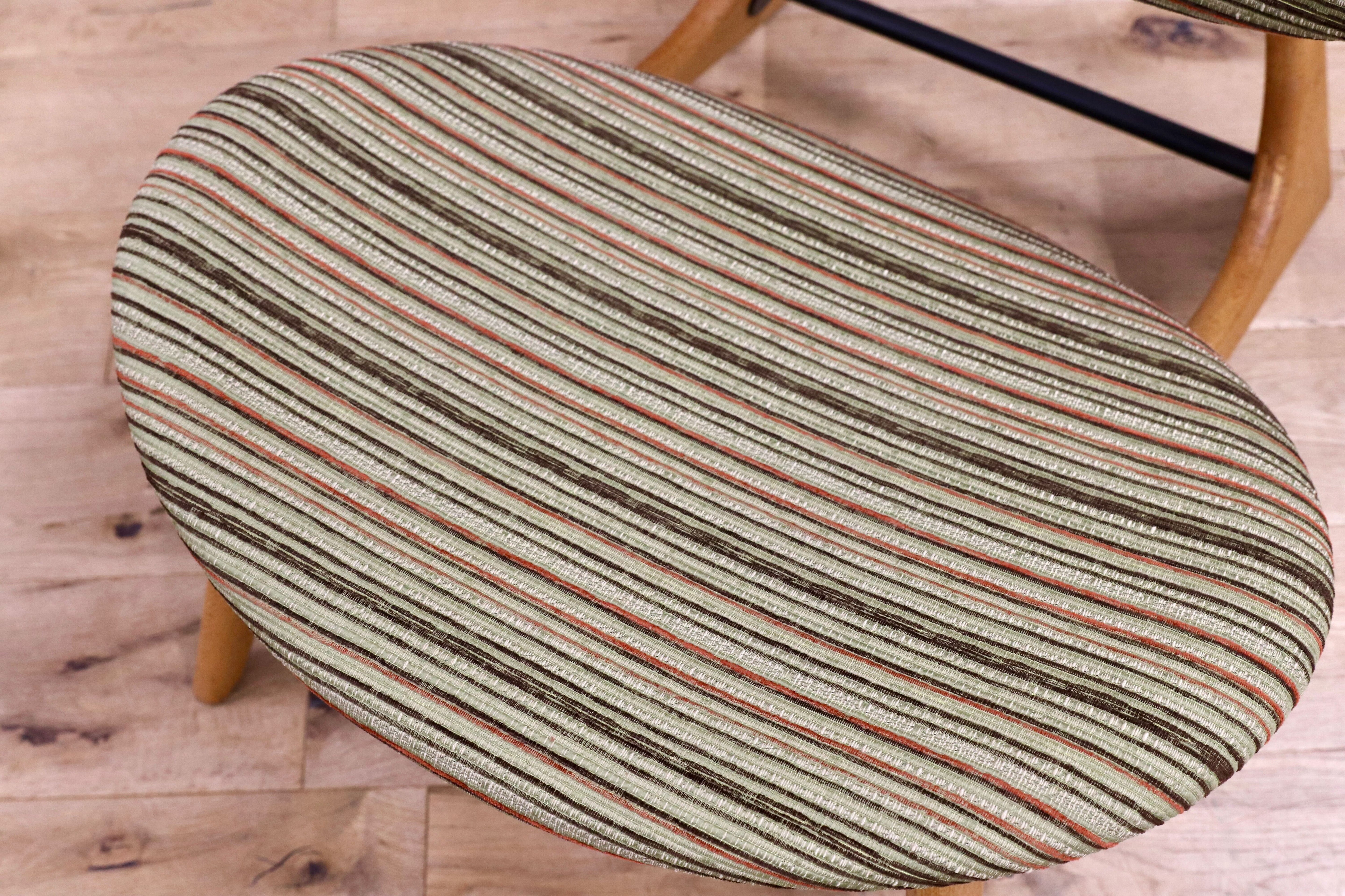 GMHK466○wedge / ウェッジ ロースツール 低座椅子 オーク材 北欧スタイル 椅子 チェア 検)天童木工 モリシゲ カリモク マルニ