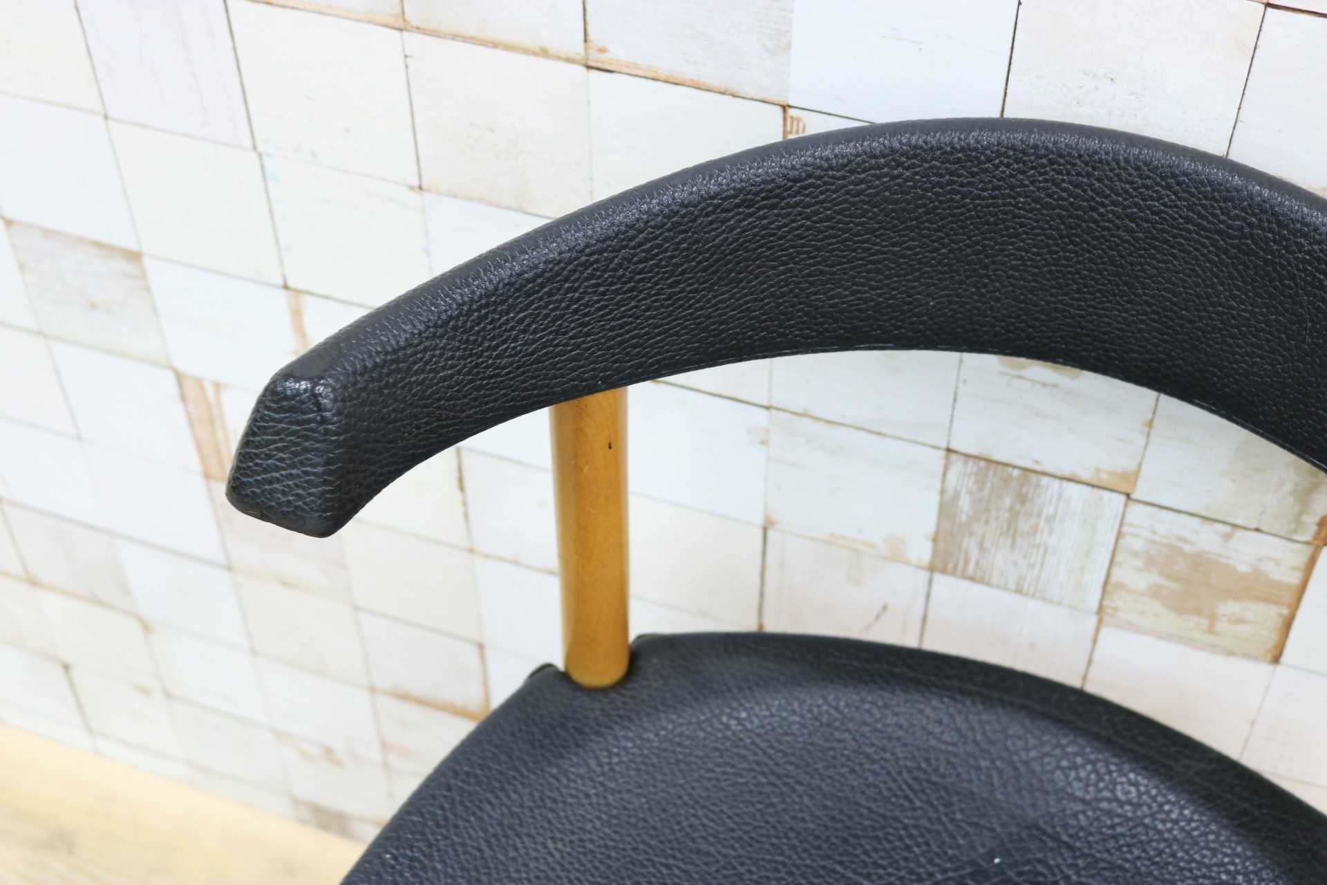 GMIN7N〇Cassina / カッシーナ レオナルドチェア ダイニングチェア Strassle collection社 スイス 椅子 ブラック 北欧スタイル モダン