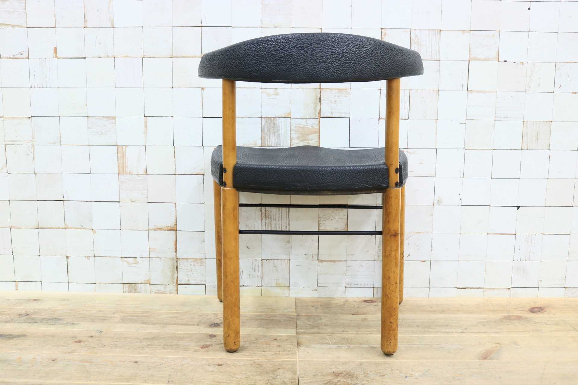 GMIN7N〇Cassina / カッシーナ レオナルドチェア ダイニングチェア Strassle collection社 スイス 椅子 ブラック 北欧スタイル モダン