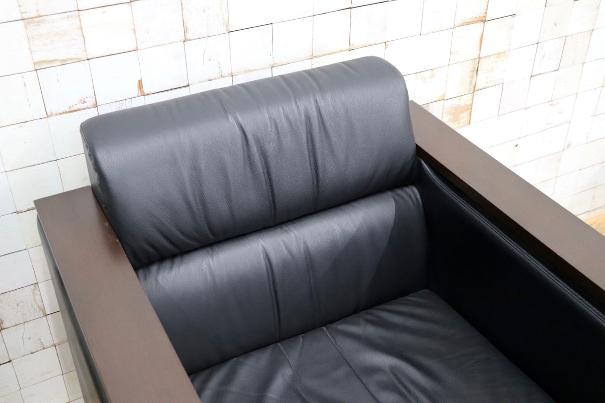 GMJH381A〇ITOKI / イトーキ 本革 1人掛けソファ シングルソファ ブラック 木製アームチェア 応接家具