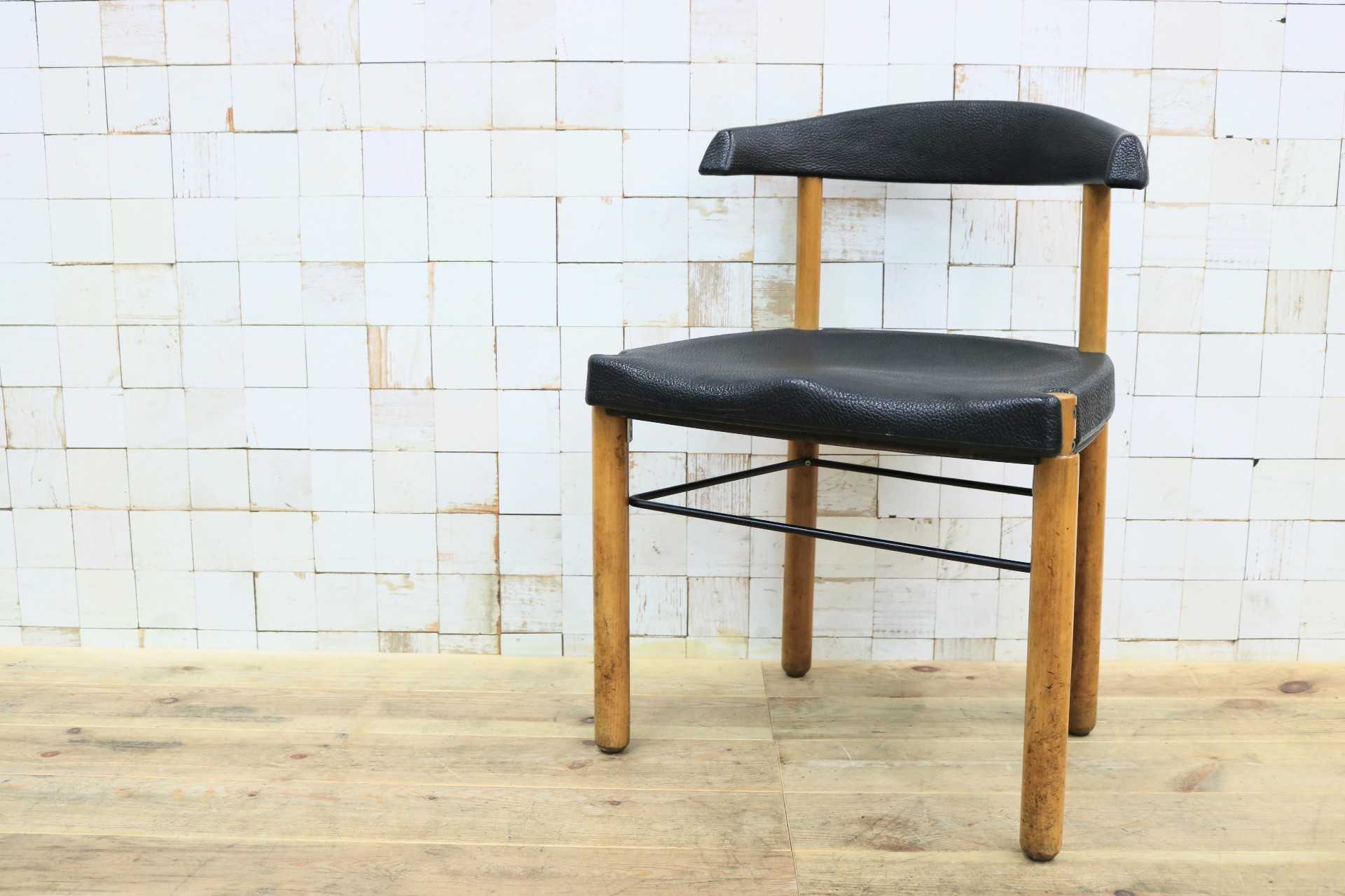 GMIN7O〇Cassina / カッシーナ レオナルドチェア ダイニングチェア Strassle collection社 スイス 椅子 ブラック 北欧スタイル モダン