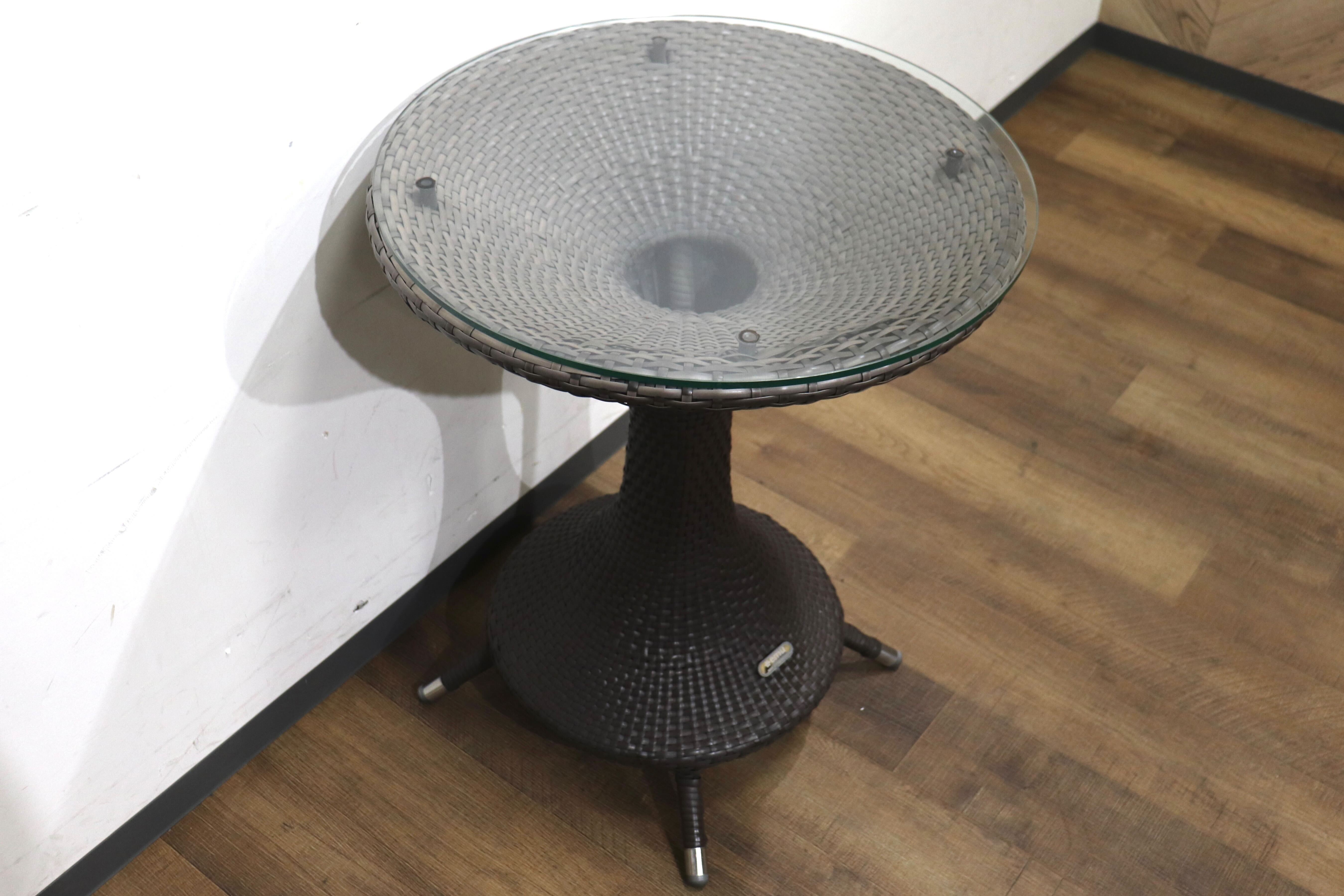 GMHN287A○emu / エミュー ニロテーブル ガラステーブル カフェテーブル ファイバーラタン リゾート ガーデン イタリア 廃番 定価約7.4万