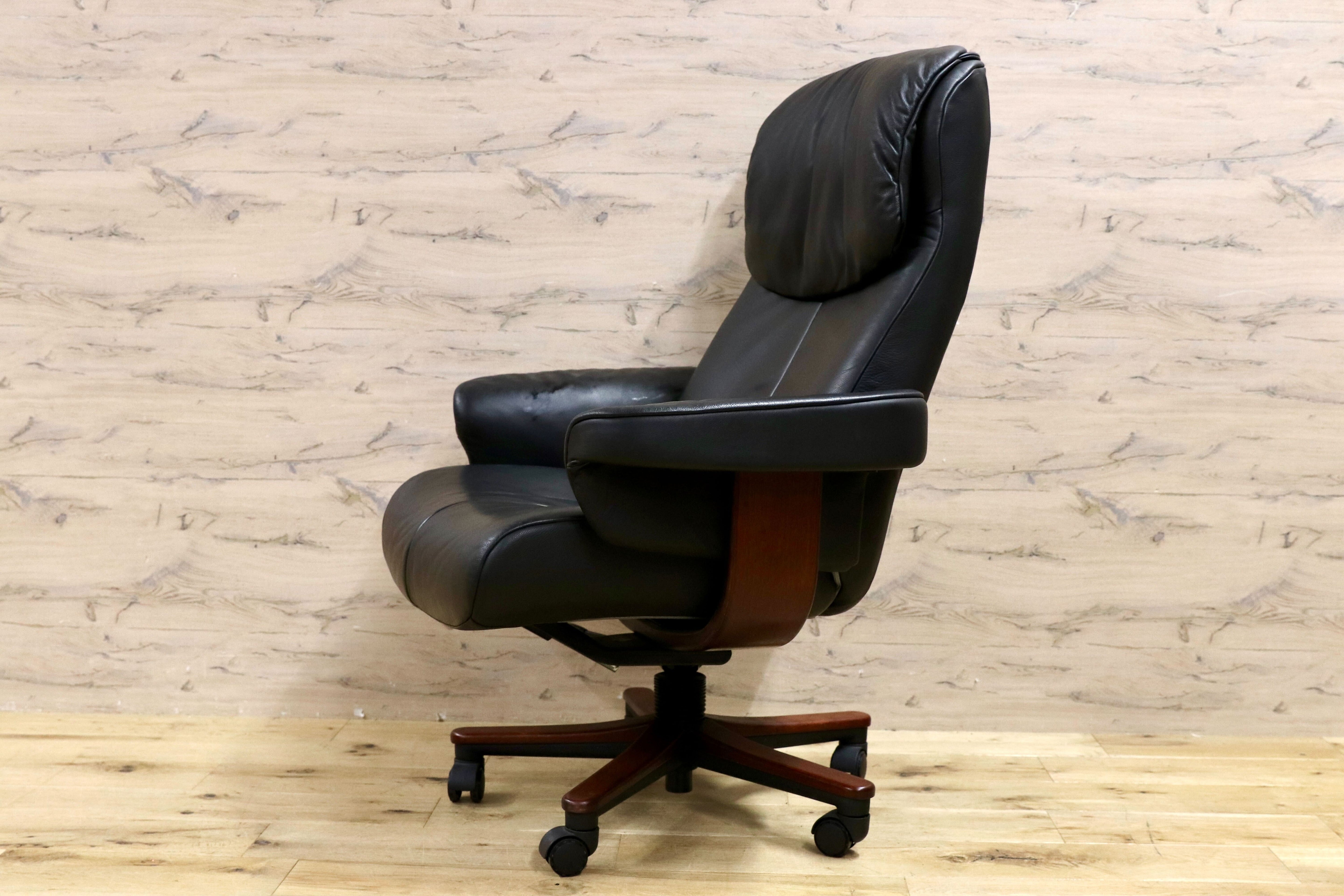 GMIK106○Hjellegjerde / イエリアーダ SCANSIT デスクチェア オフィスチェア ブラック 総本革 北欧 ノルウェー シモンズ 検)エコーネス