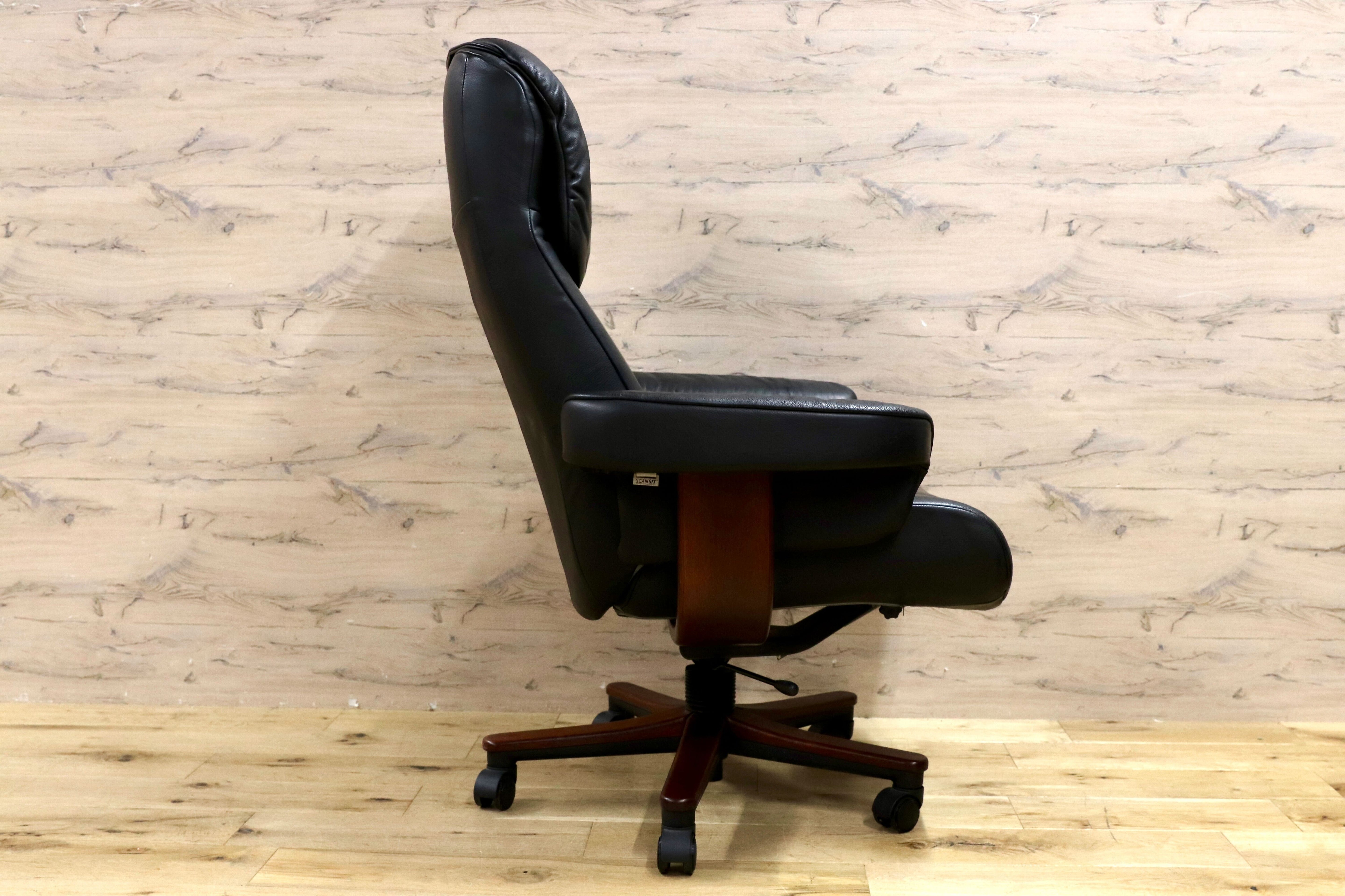 GMIK106○Hjellegjerde / イエリアーダ SCANSIT デスクチェア オフィスチェア ブラック 総本革 北欧 ノルウェー シモンズ 検)エコーネス