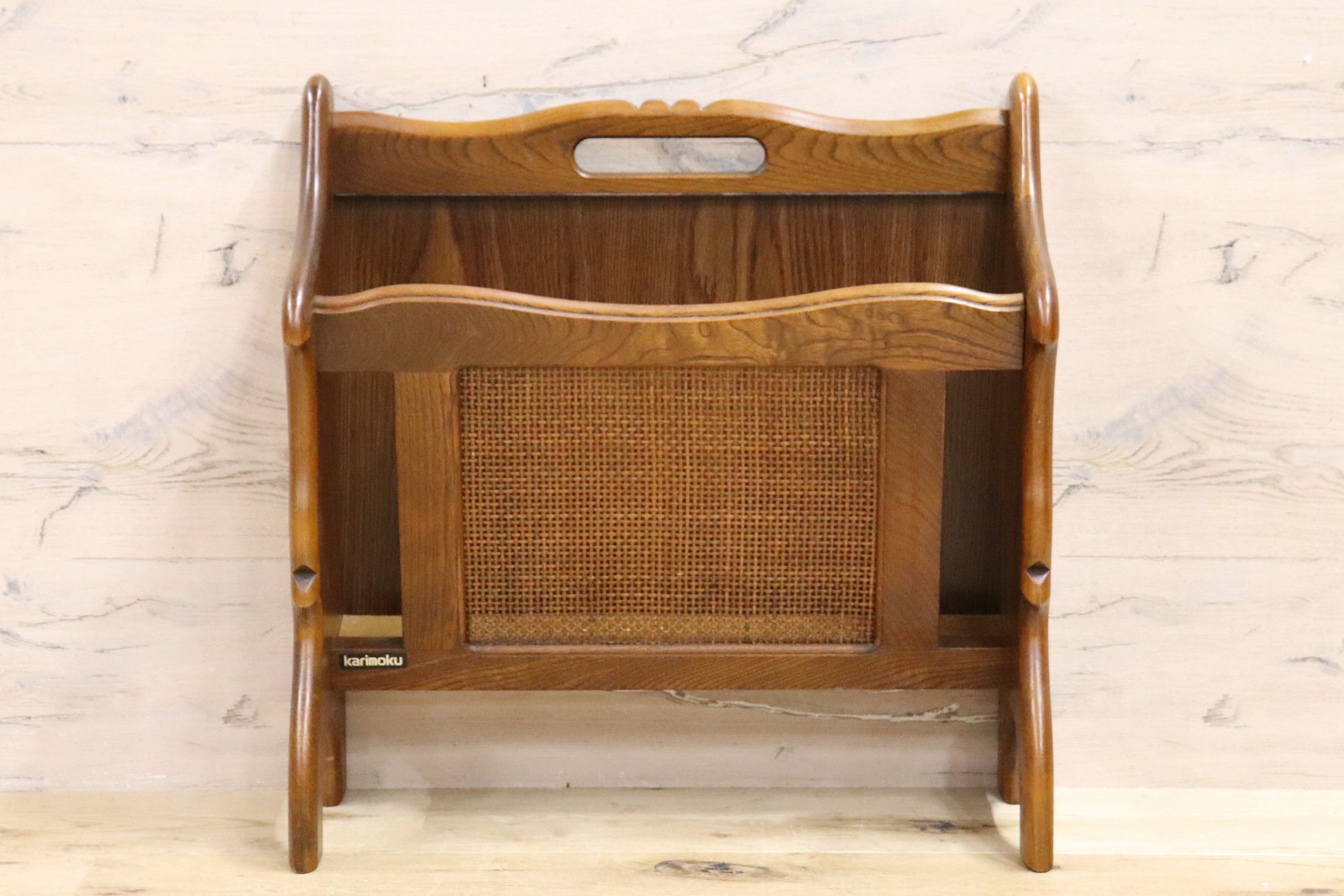 GMGK436○karimoku / カリモク コロニアル マガジンラック スリッパラック 雑誌入れ 収納 木製 ラタン