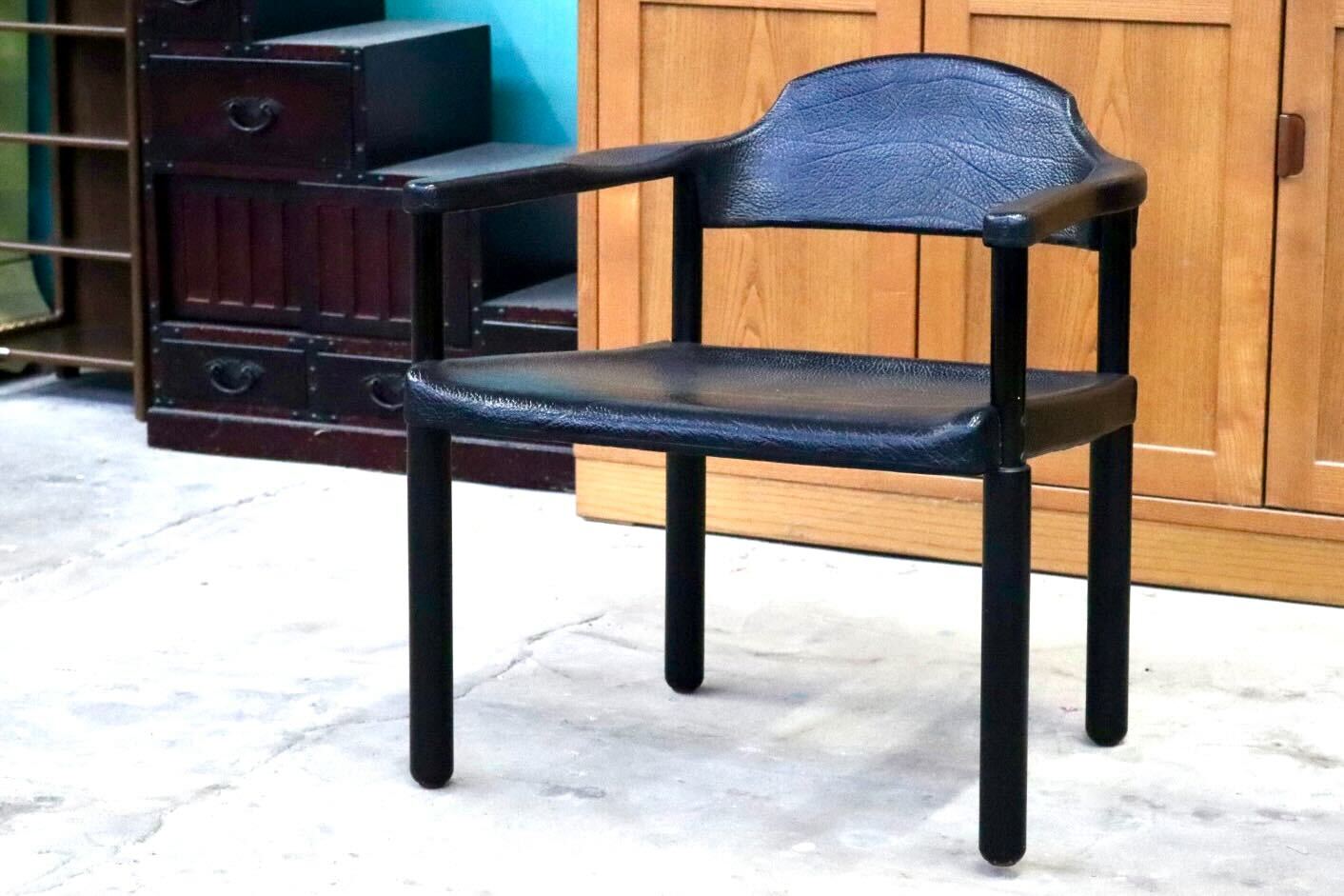 GMIS471L○レオナルド アームチェア ブラック スイス デザイナーズ家具 チェア 椅子 INTER-DECOR取扱い 検)Cassina Strassle Collection