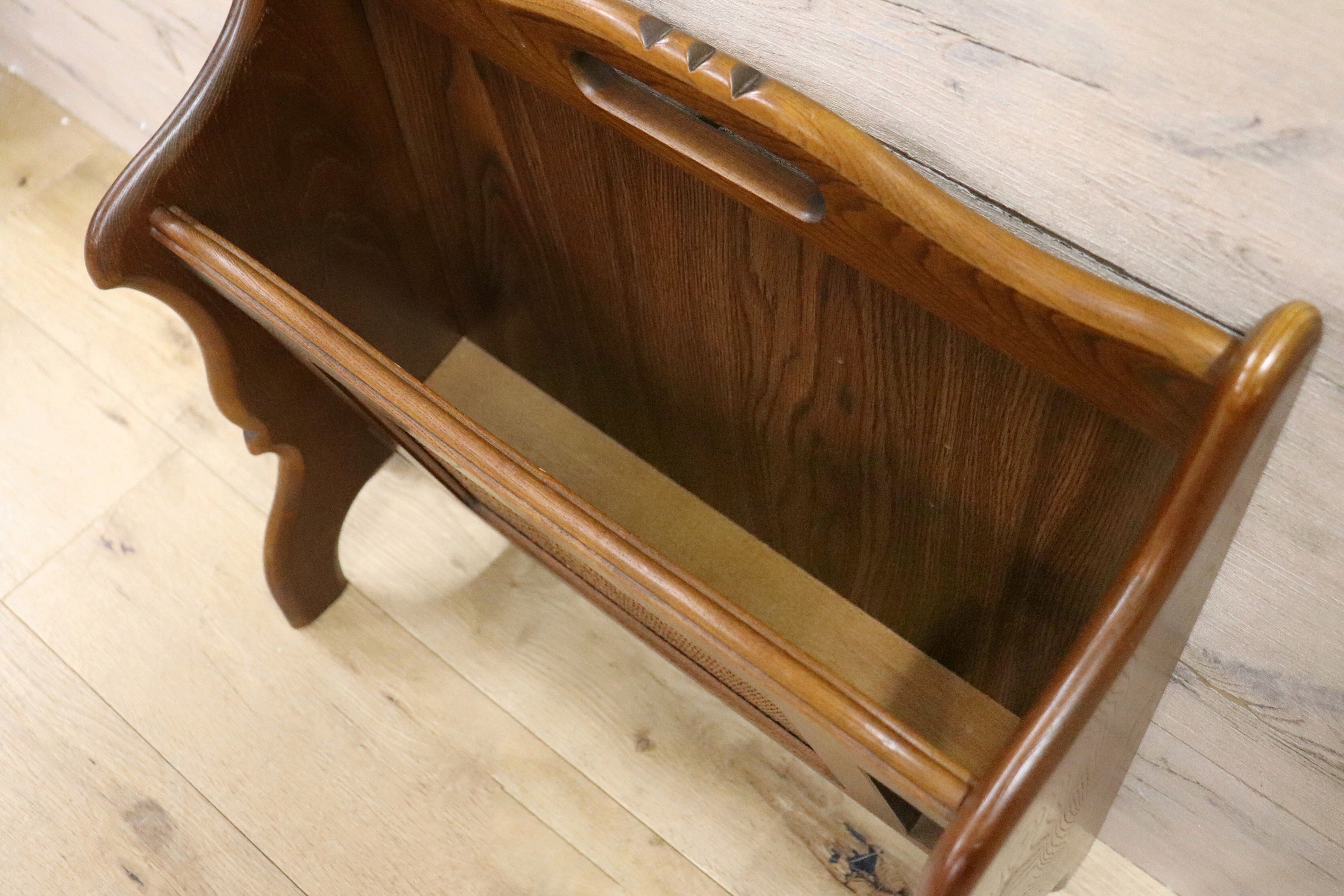 GMGK436○karimoku / カリモク コロニアル マガジンラック スリッパラック 雑誌入れ 収納 木製 ラタン