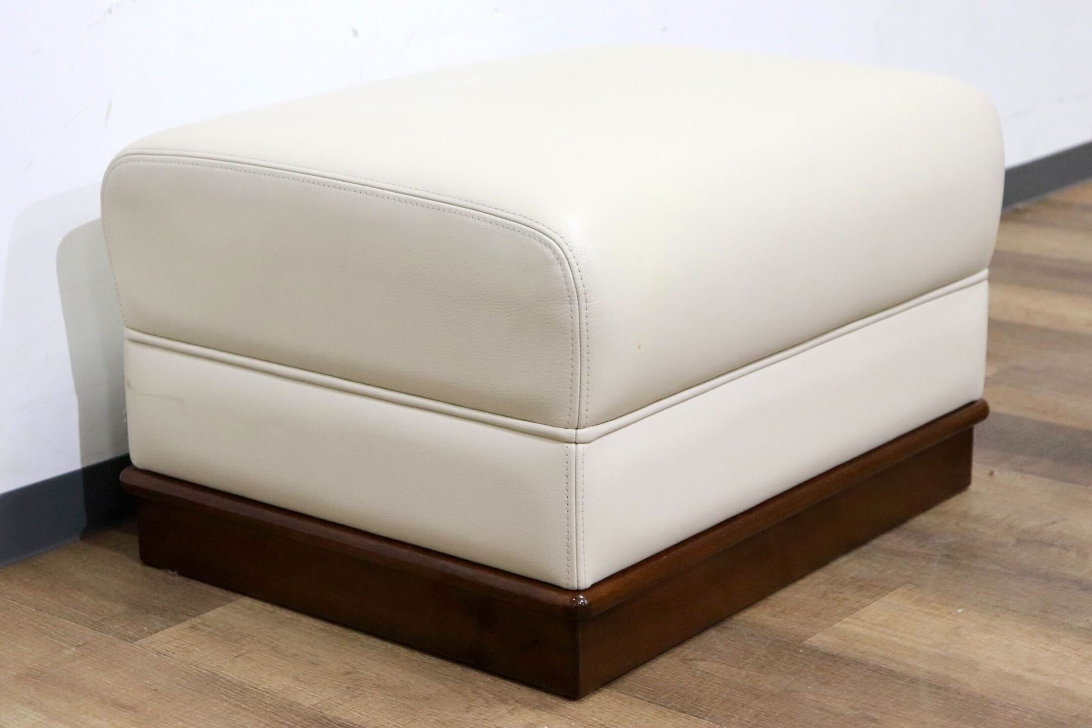 GMHN309C○モリシゲ / MORISHIGE オットマン フットスツール 腰掛け 足置き 本革 モダン クラシック 最高級 IDC大塚家具