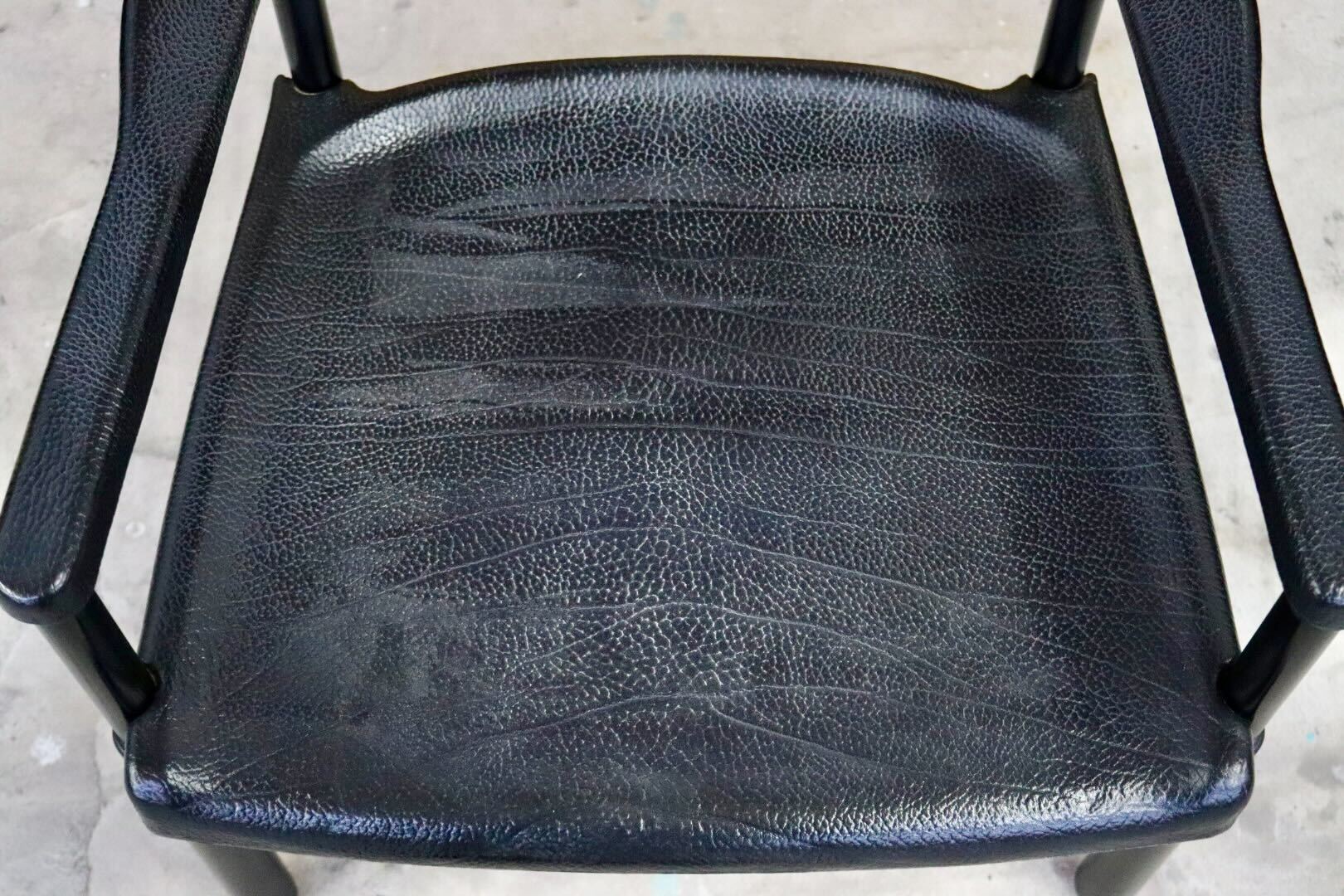 GMIS471L○レオナルド アームチェア ブラック スイス デザイナーズ家具 チェア 椅子 INTER-DECOR取扱い 検)Cassina Strassle Collection