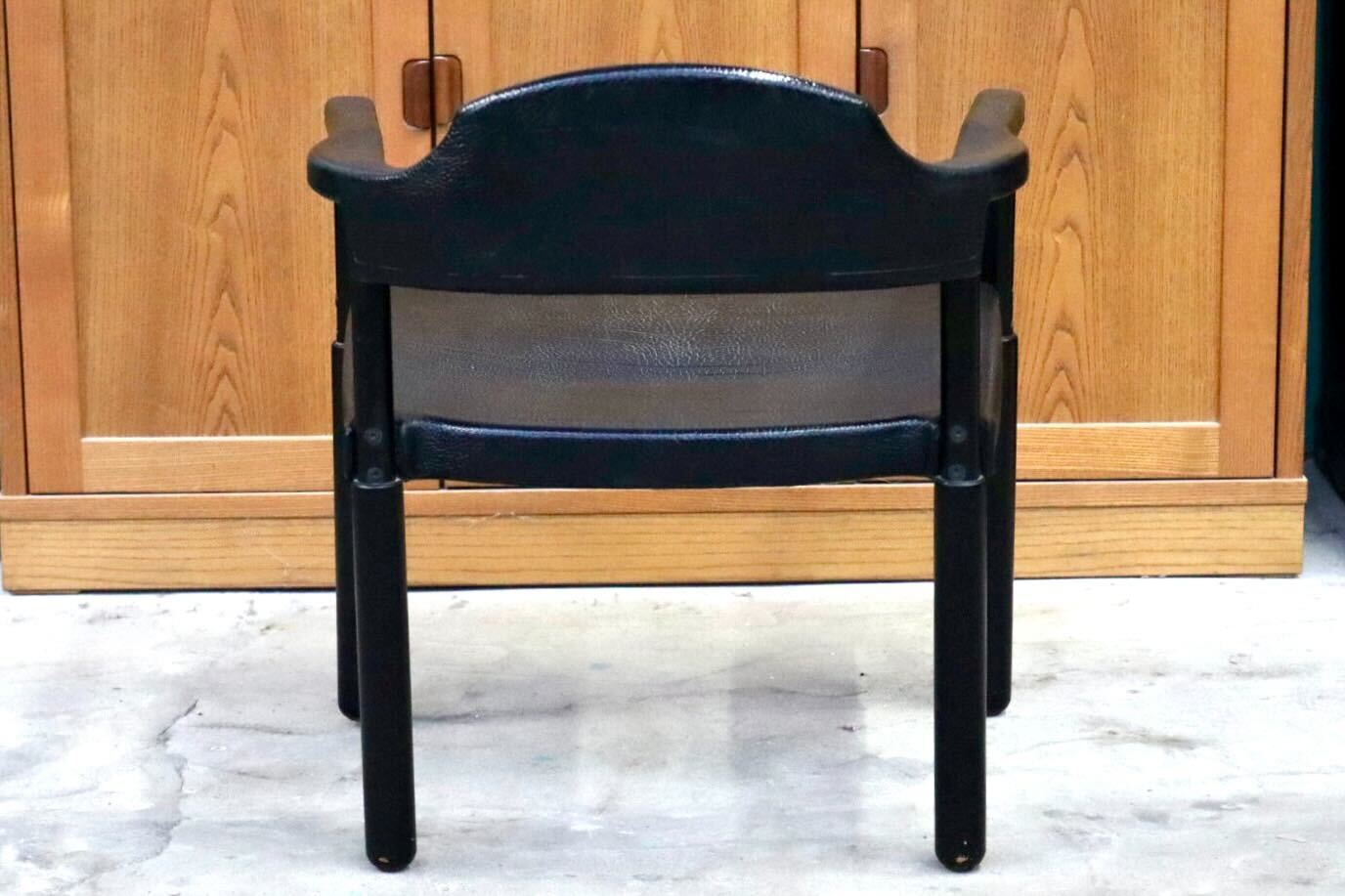 GMIS471M○レオナルド アームチェア ブラック スイス デザイナーズ家具 チェア 椅子 INTER-DECOR取扱い 検)Cassina Strassle Collection