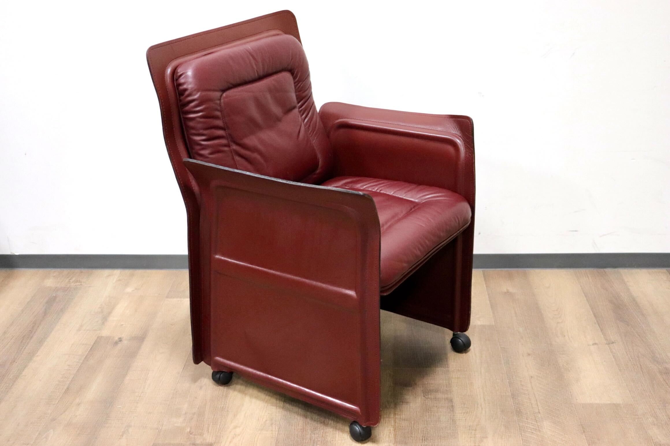 GMGK540D○i4Mariani / クアトロマリアーニ メトーラ イタリア製 ラウンジチェア エグゼクティブチェア 総革 約33万 検)カッシーナ B&B