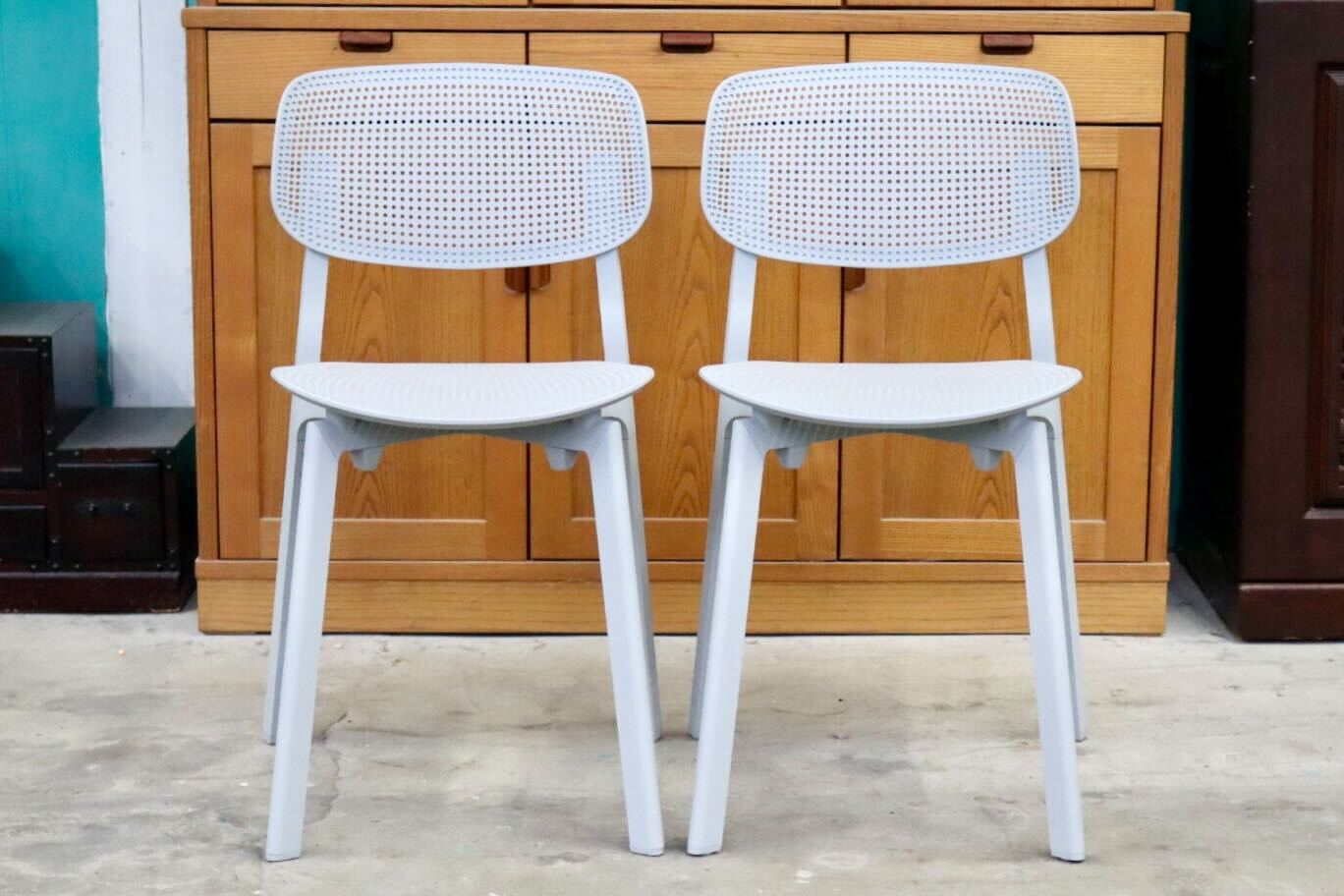 GMIS275D○KRISTALIA / クリスタリア COLANDER ダイニングチェア 椅子 2脚セット スタッキング モダン イタリア グレー 展示品 定価約10万