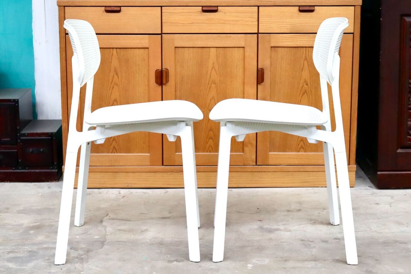 GMIS275E○KRISTALIA / クリスタリア COLANDER ダイニングチェア 椅子 2脚セット スタッキング モダン イタリア 白 展示品 定価約10万