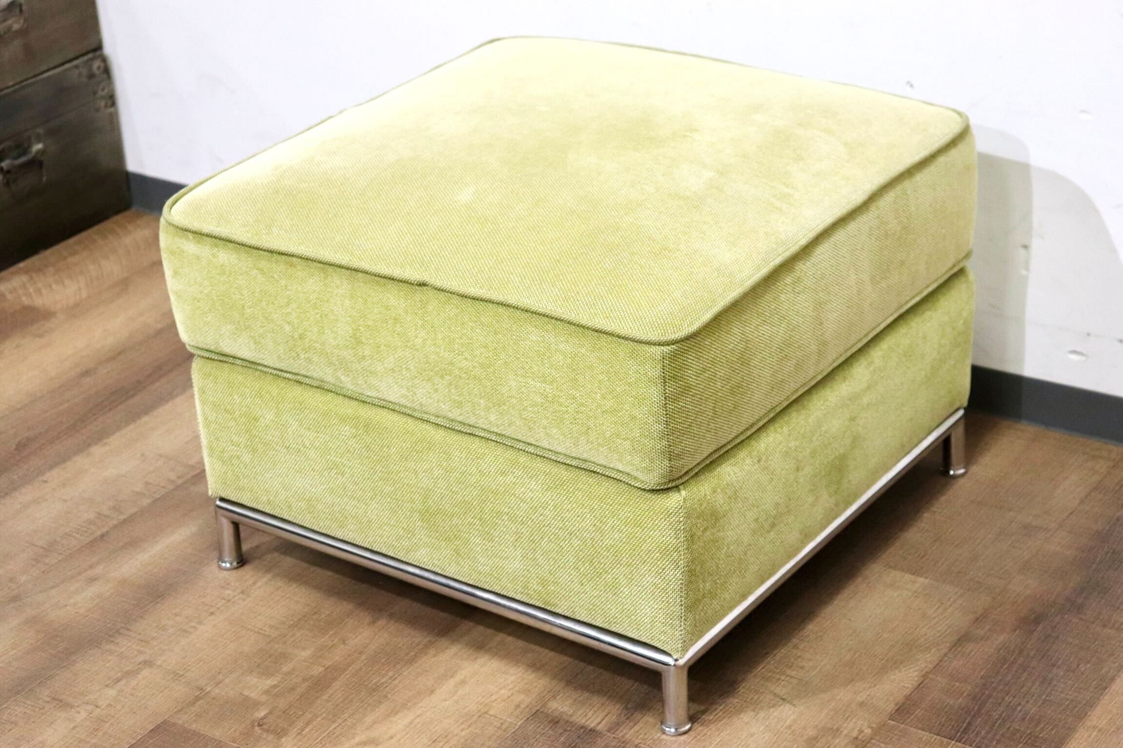 GMHN312○Crastina / クラスティーナ ULTIMA ウルティマ オットマン フットスツール ファブリック モダン 定価約4.7万 モデルルーム展示品