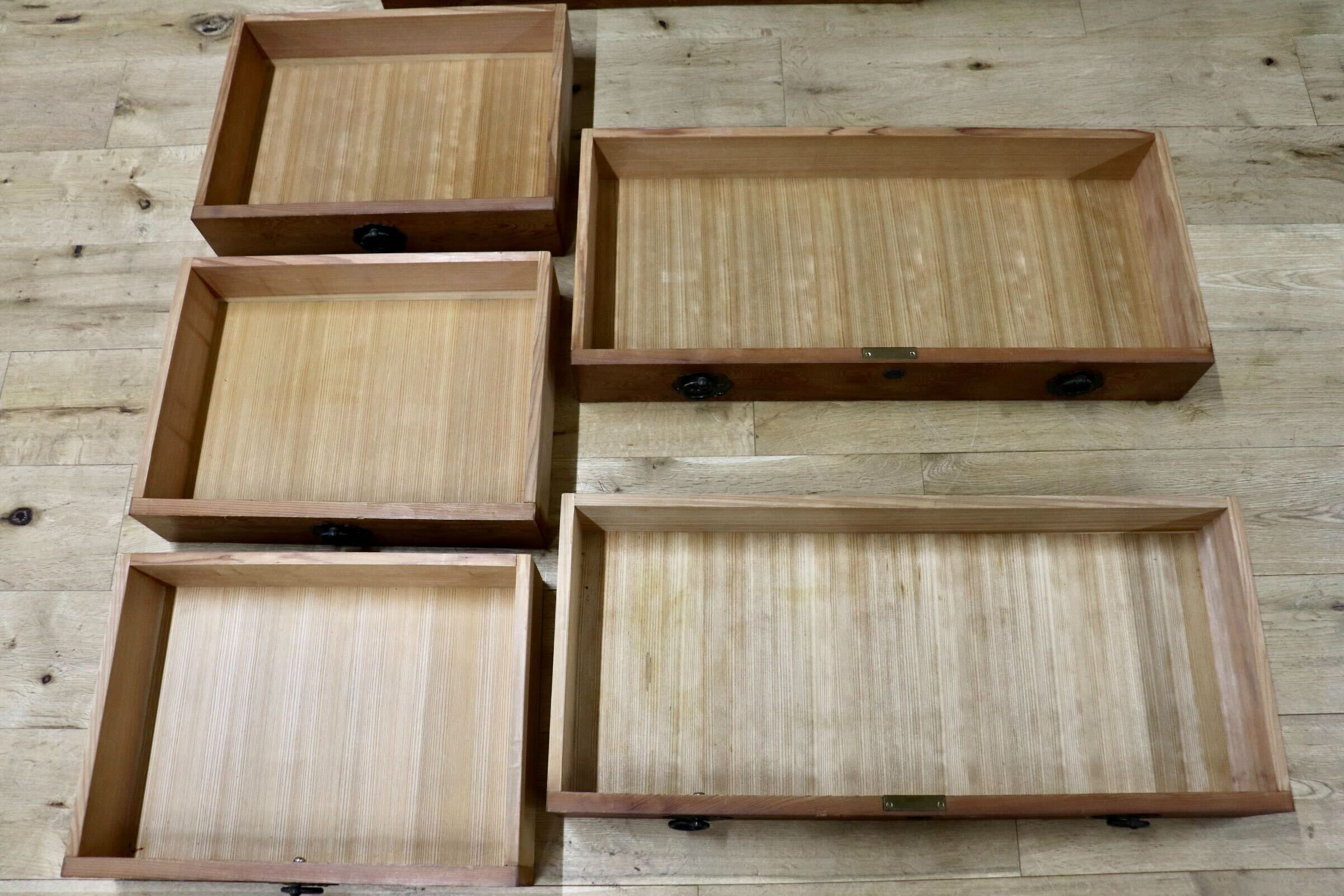 GMIH315○世界遺産屋久杉 和箪笥 茶箪笥 引き出し収納 鍵付き 和家具 伝統工芸 和モダン 和室 座敷 古民家 レトロ アンティーク