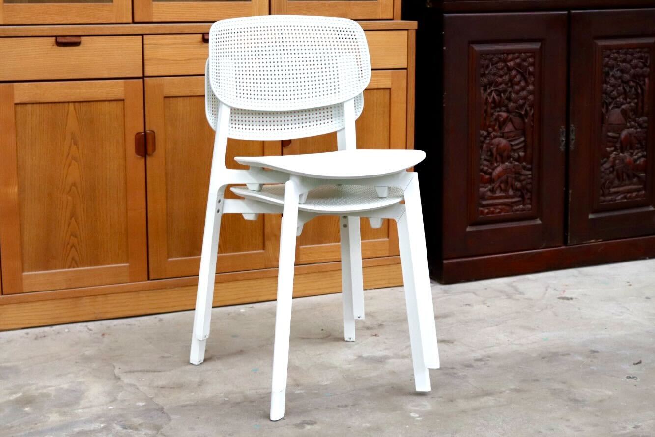 GMIS275E○KRISTALIA / クリスタリア COLANDER ダイニングチェア 椅子 2脚セット スタッキング モダン イタリア 白 展示品 定価約10万