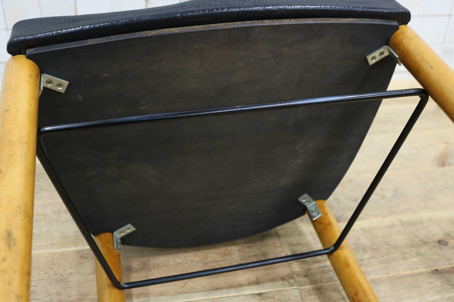 GMIN7R〇Cassina / カッシーナ レオナルドチェア ダイニングチェア Strassle collection社 スイス 椅子 ブラック 北欧スタイル モダン