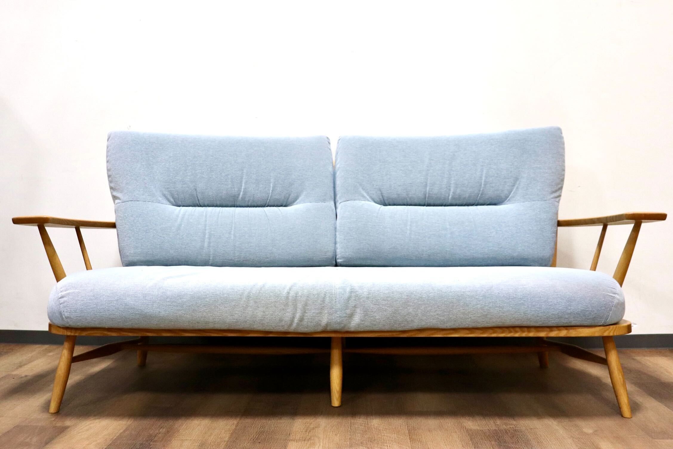 GMHK204○柏木工 / KASHIWA MORI 杜 2.5人掛けソファ ラブソファ オーク材 無垢 ファブリック IDC大塚家具 飛騨家具 北欧スタイル 約27万