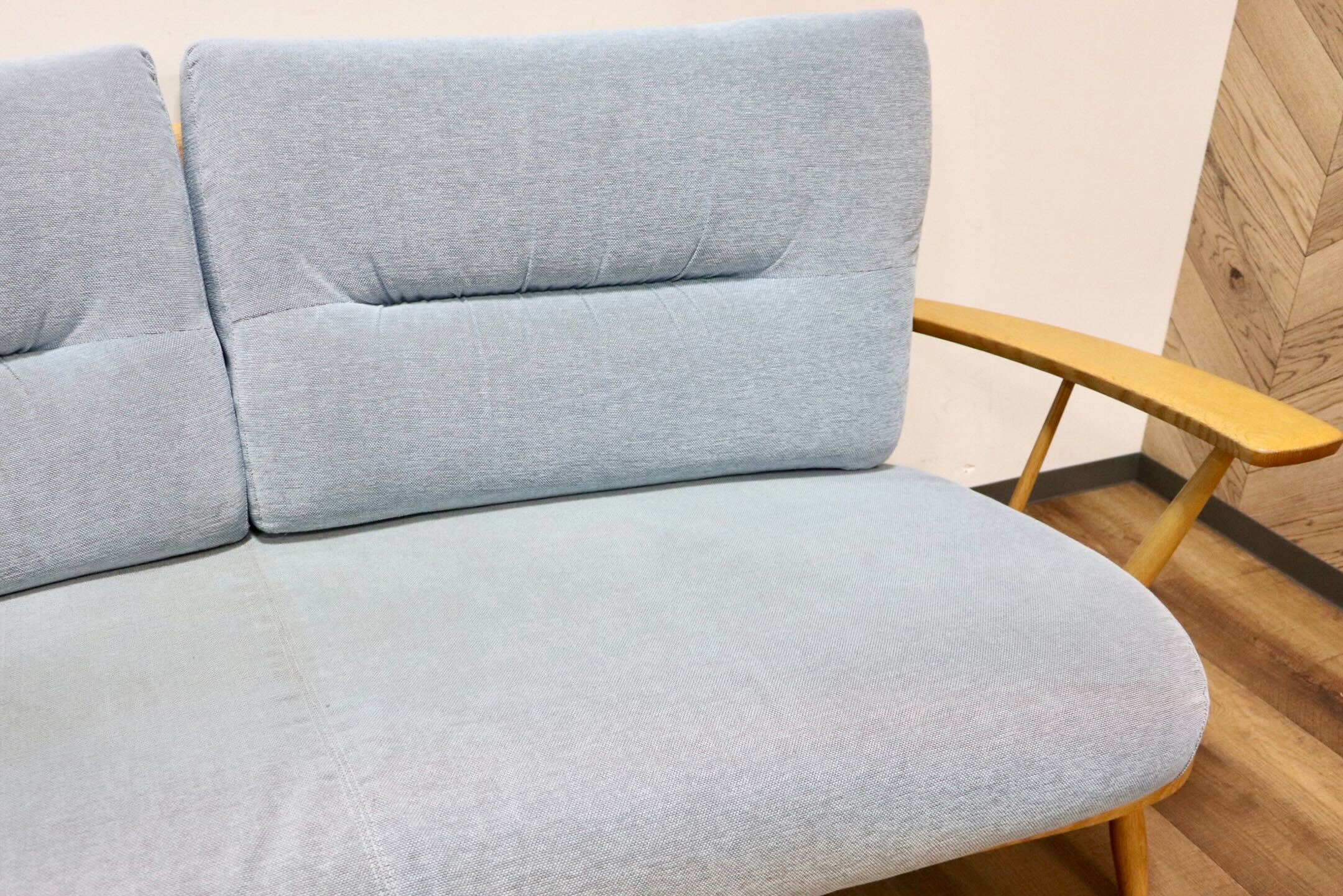 GMHK204○柏木工 / KASHIWA MORI 杜 2.5人掛けソファ ラブソファ オーク材 無垢 ファブリック IDC大塚家具 飛騨家具 北欧スタイル 約27万