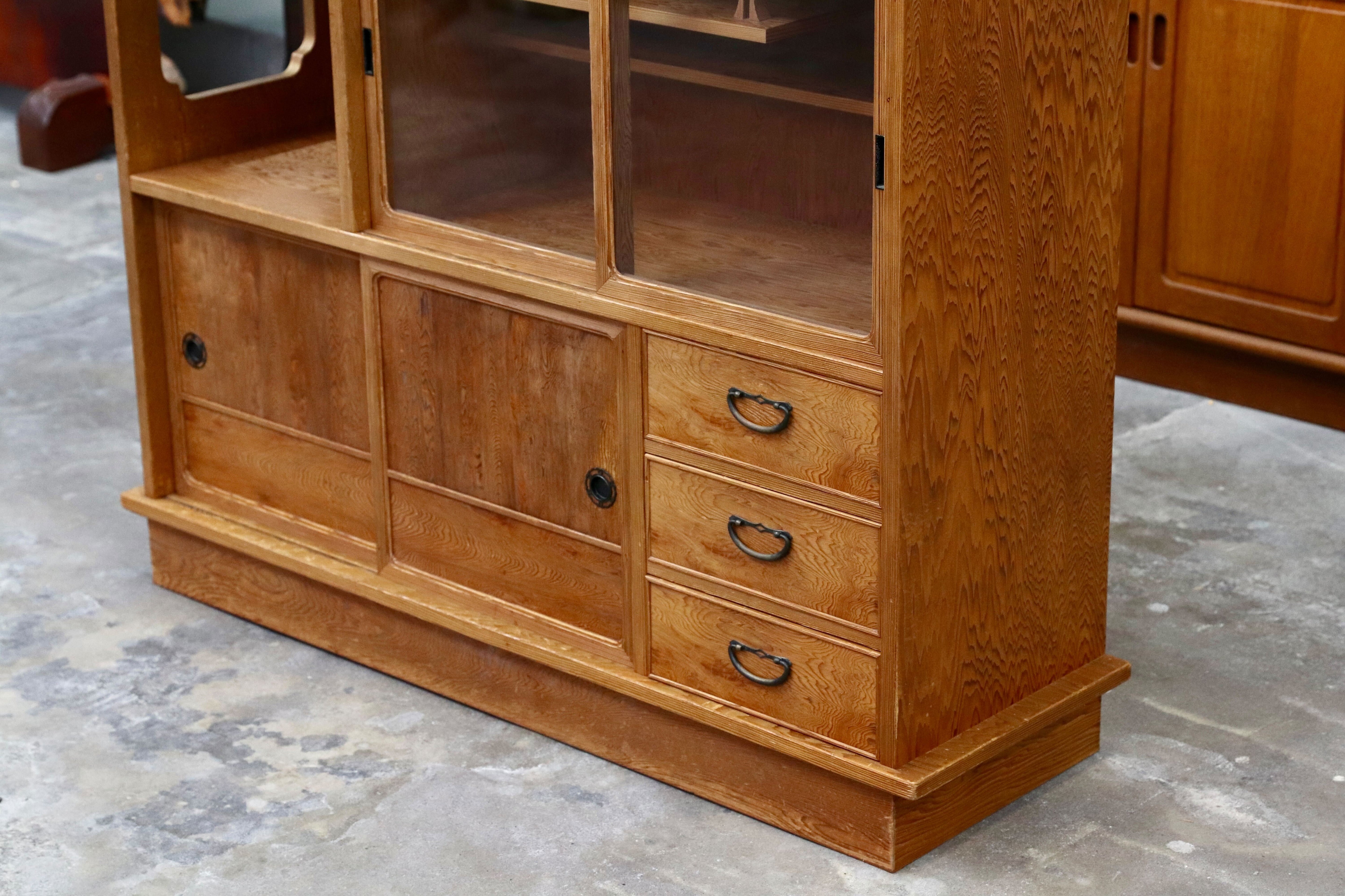 GMIK551○世界遺産屋久杉 茶棚 飾り棚 サイドボード リビングボード 和家具